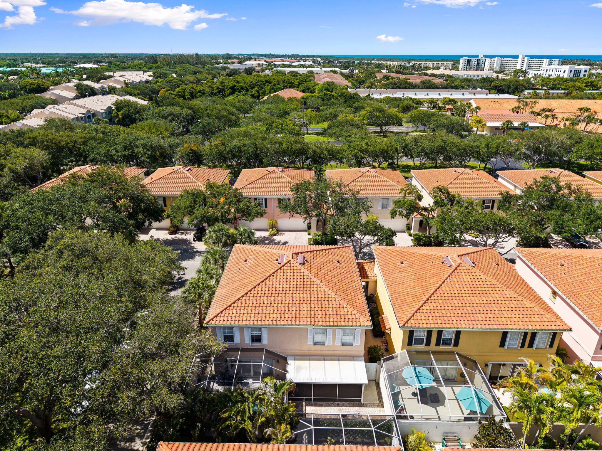 Tequesta Oaks - Residential