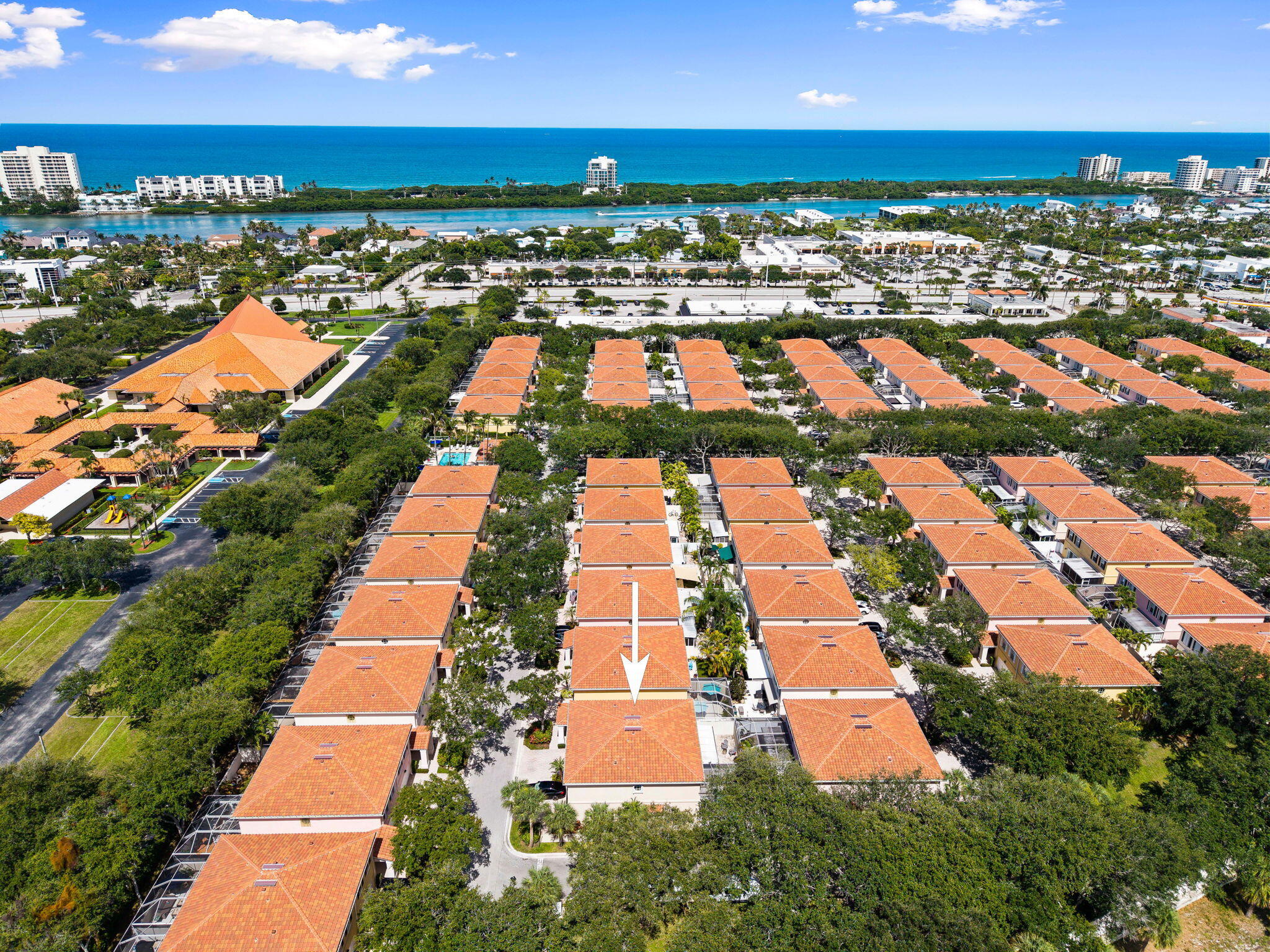 Tequesta Oaks - Residential