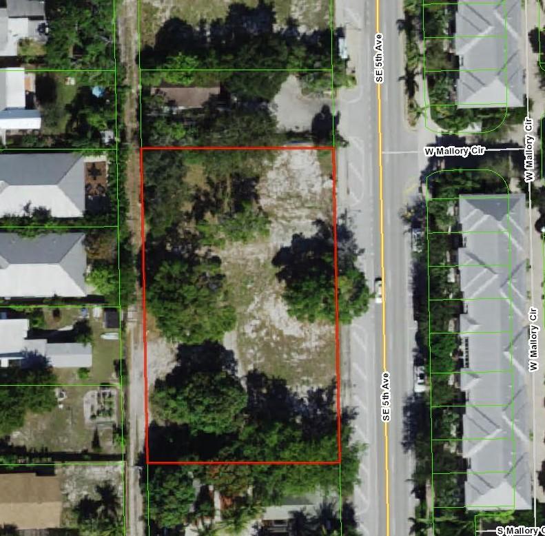 .6 Acres Fronting Federal Hwy. In Burgeoning Osceola Park.                                                  Can Build By Right 18 Vertical Luxury Condos Or 8 24.5 Wide Luxury Town​​‌​​​​‌​‌​​​‌‌​​​‌‌‌​​‌​​‌‌​​​​ Homes.