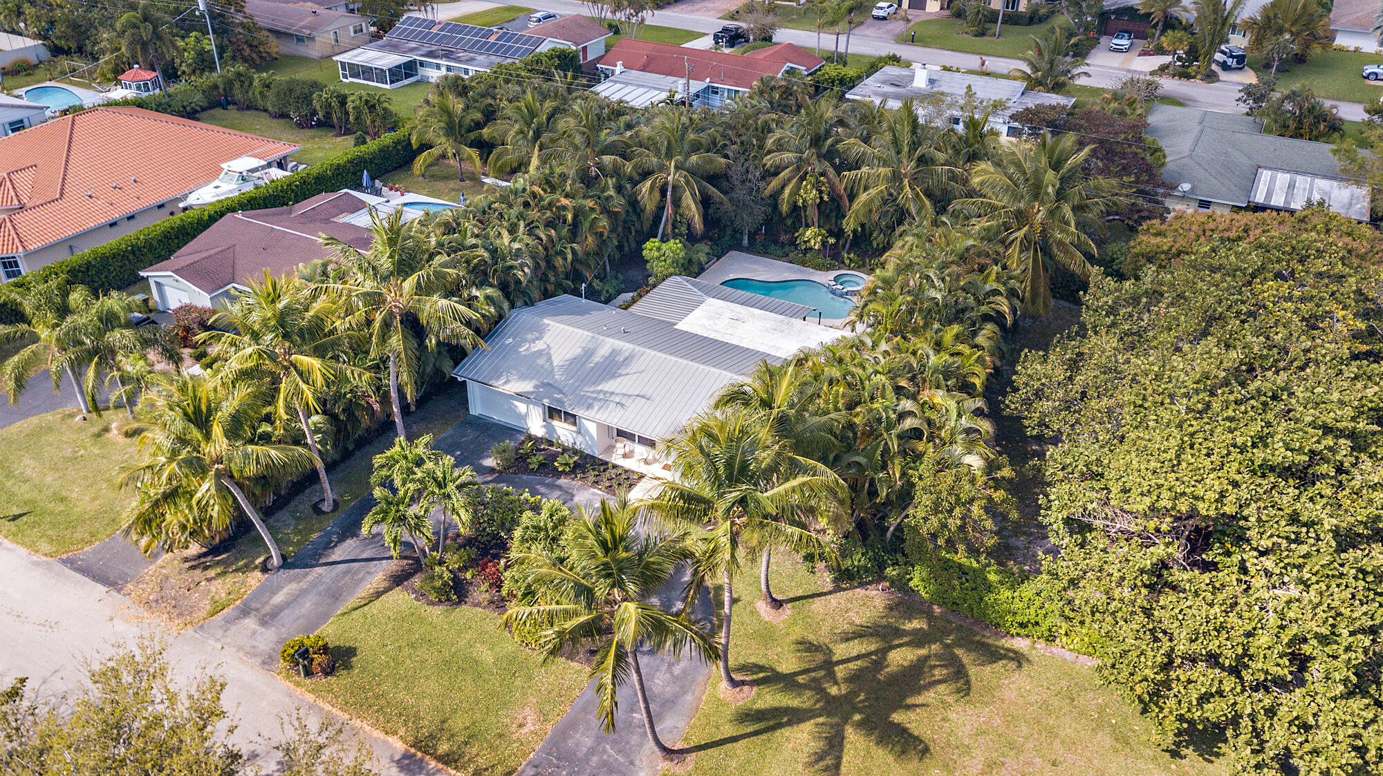 LAKE CLARKE HGTS IN - Residential