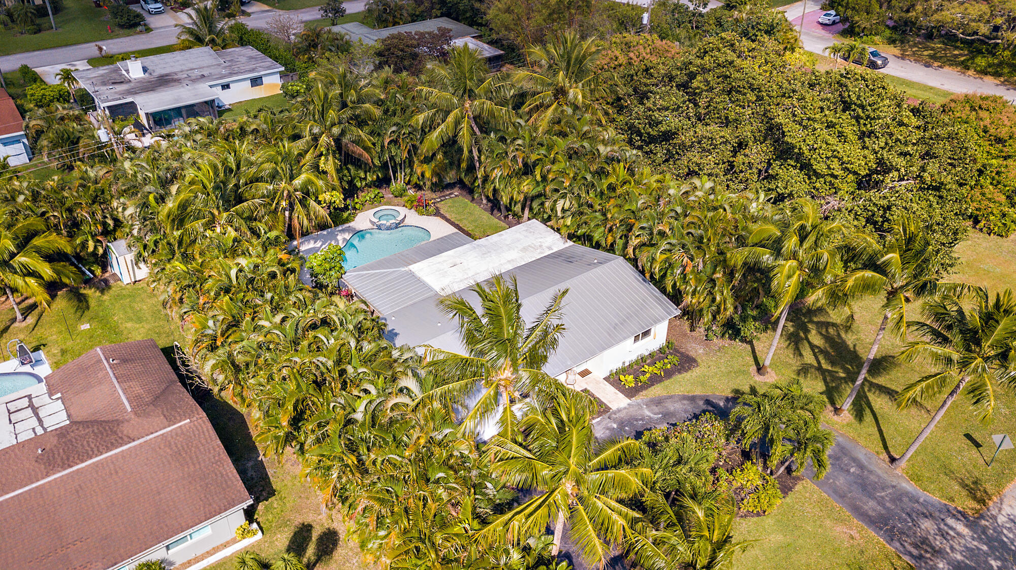 LAKE CLARKE HGTS IN - Residential