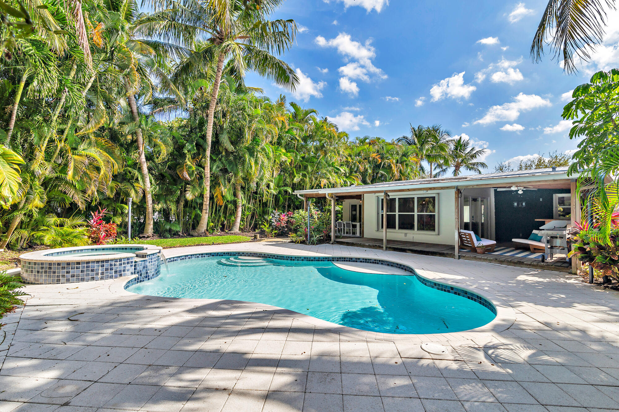 LAKE CLARKE HGTS IN - Residential