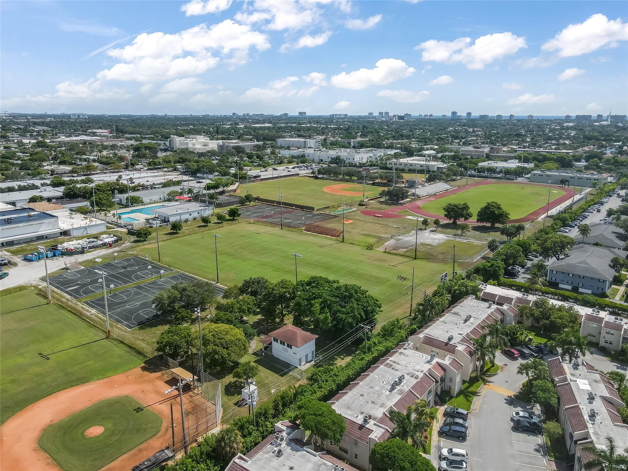 VILLAGE PARK AT OAKLAND CONDO - Residential Lease