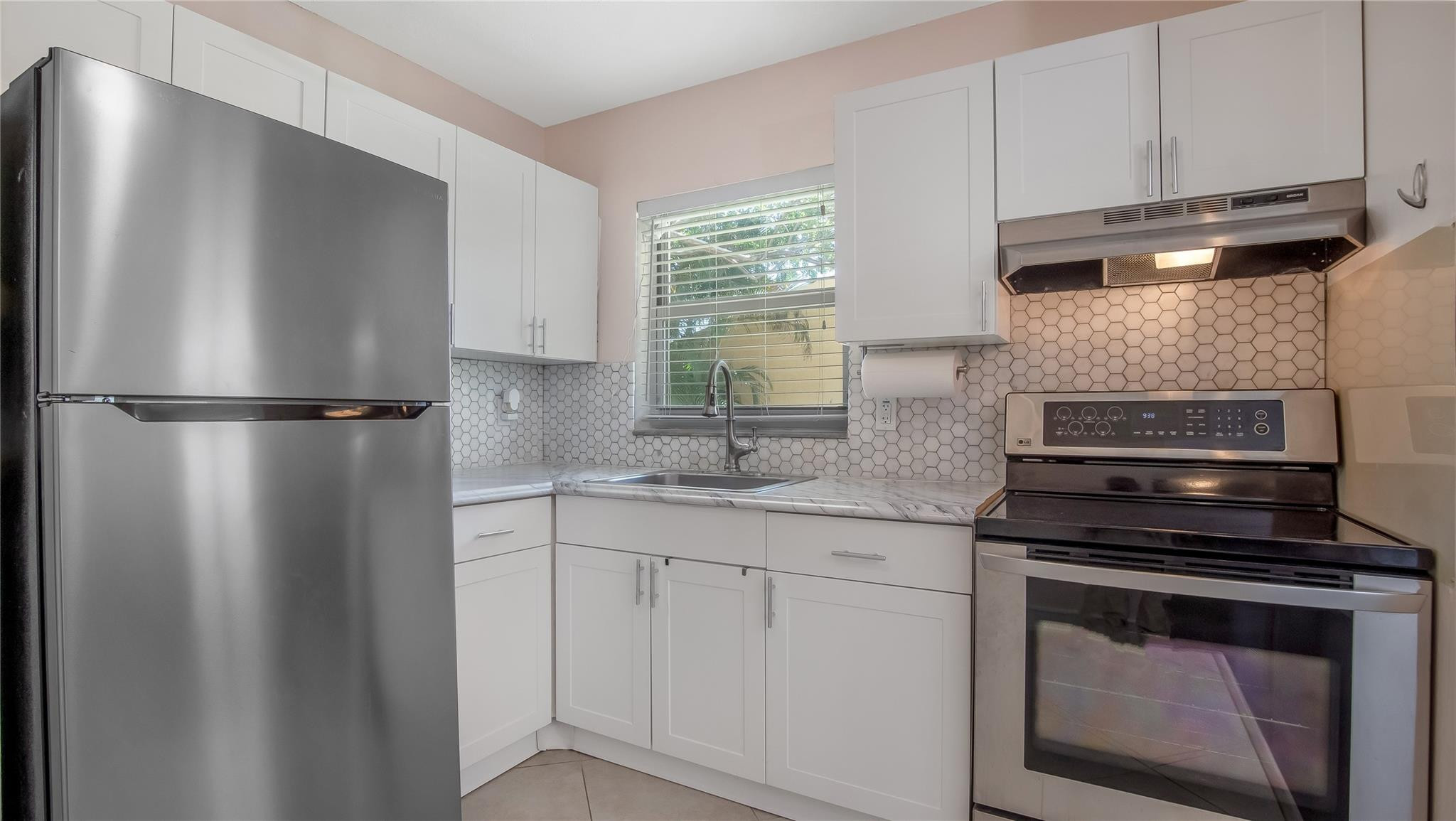 VILLAGE PARK AT OAKLAND CONDO - Residential Lease