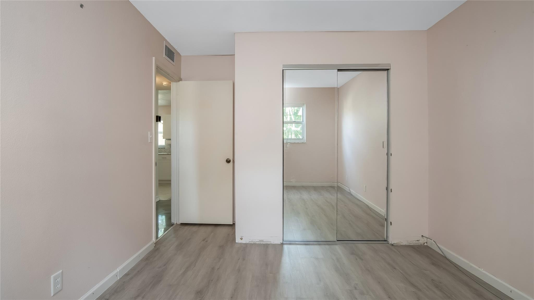VILLAGE PARK AT OAKLAND CONDO - Residential Lease