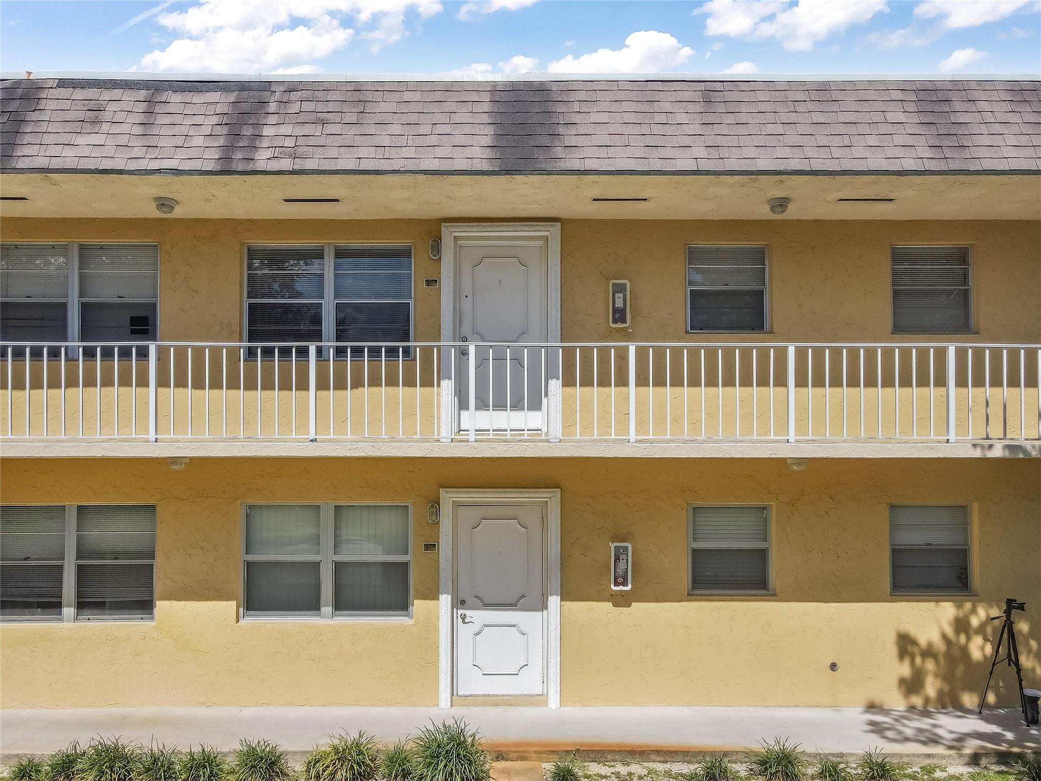 VILLAGE PARK AT OAKLAND CONDO - Residential Lease