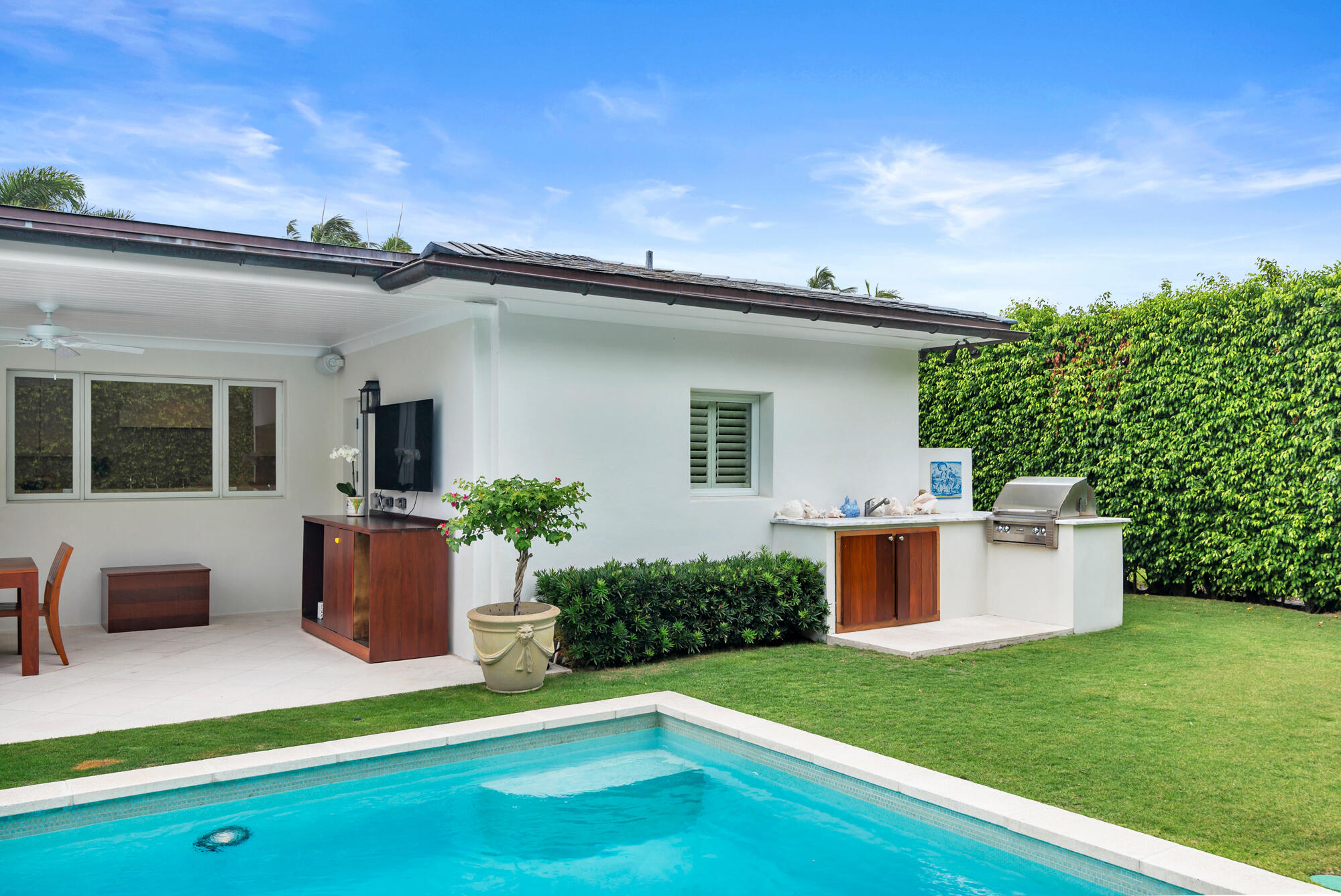 JAMAICA LANE - Residential