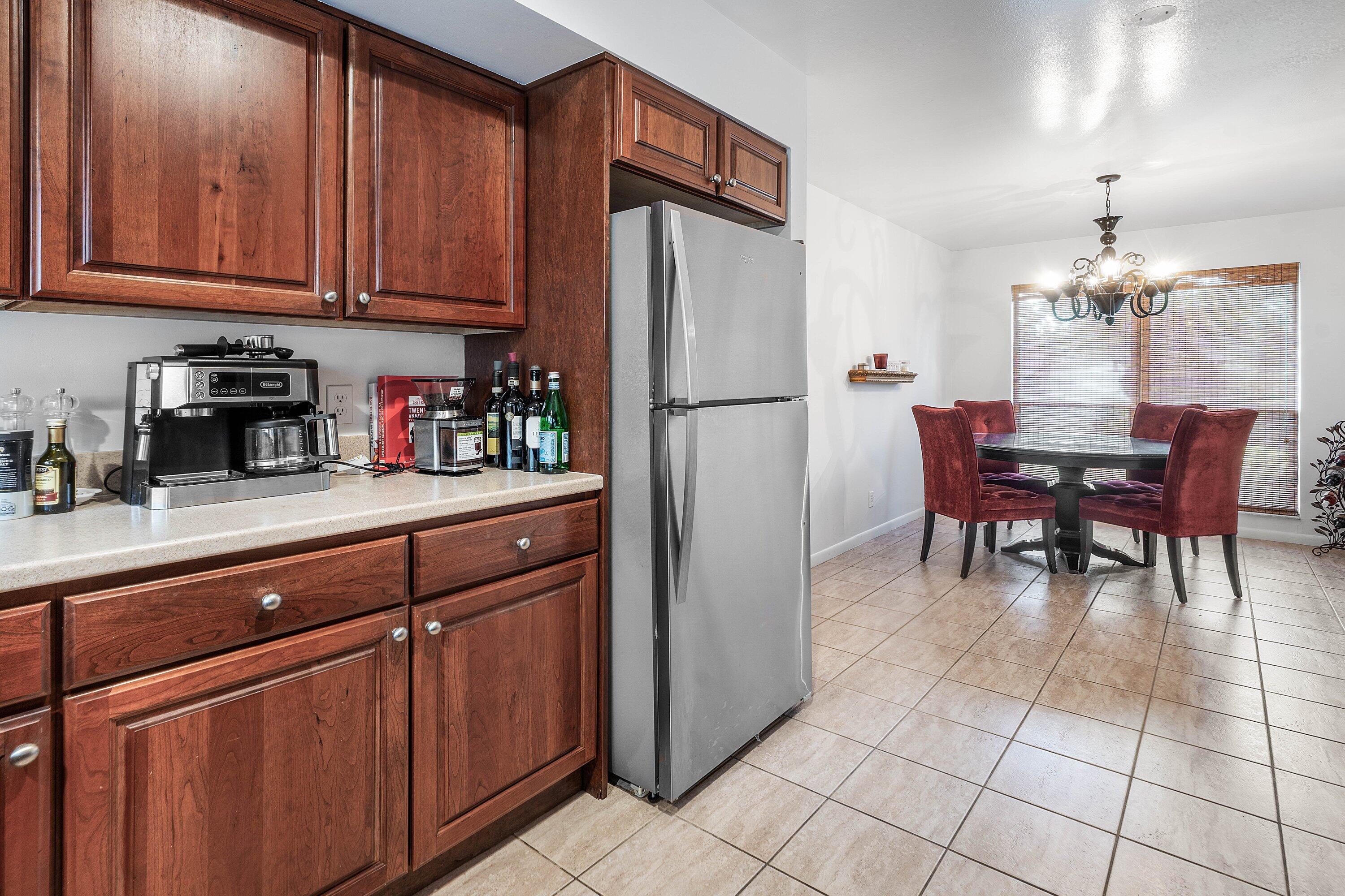 EASTPOINTE - Residential Lease