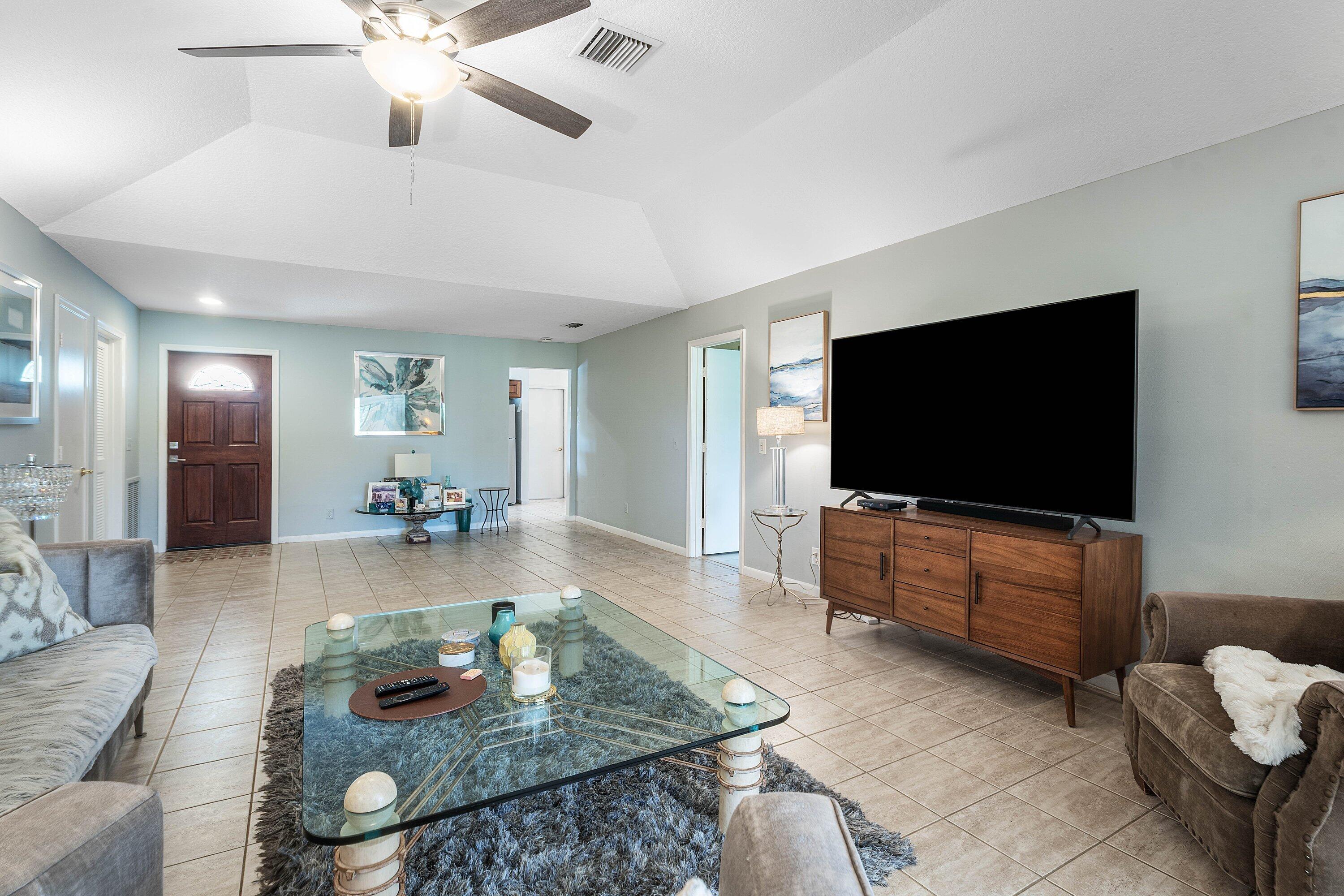 EASTPOINTE - Residential Lease