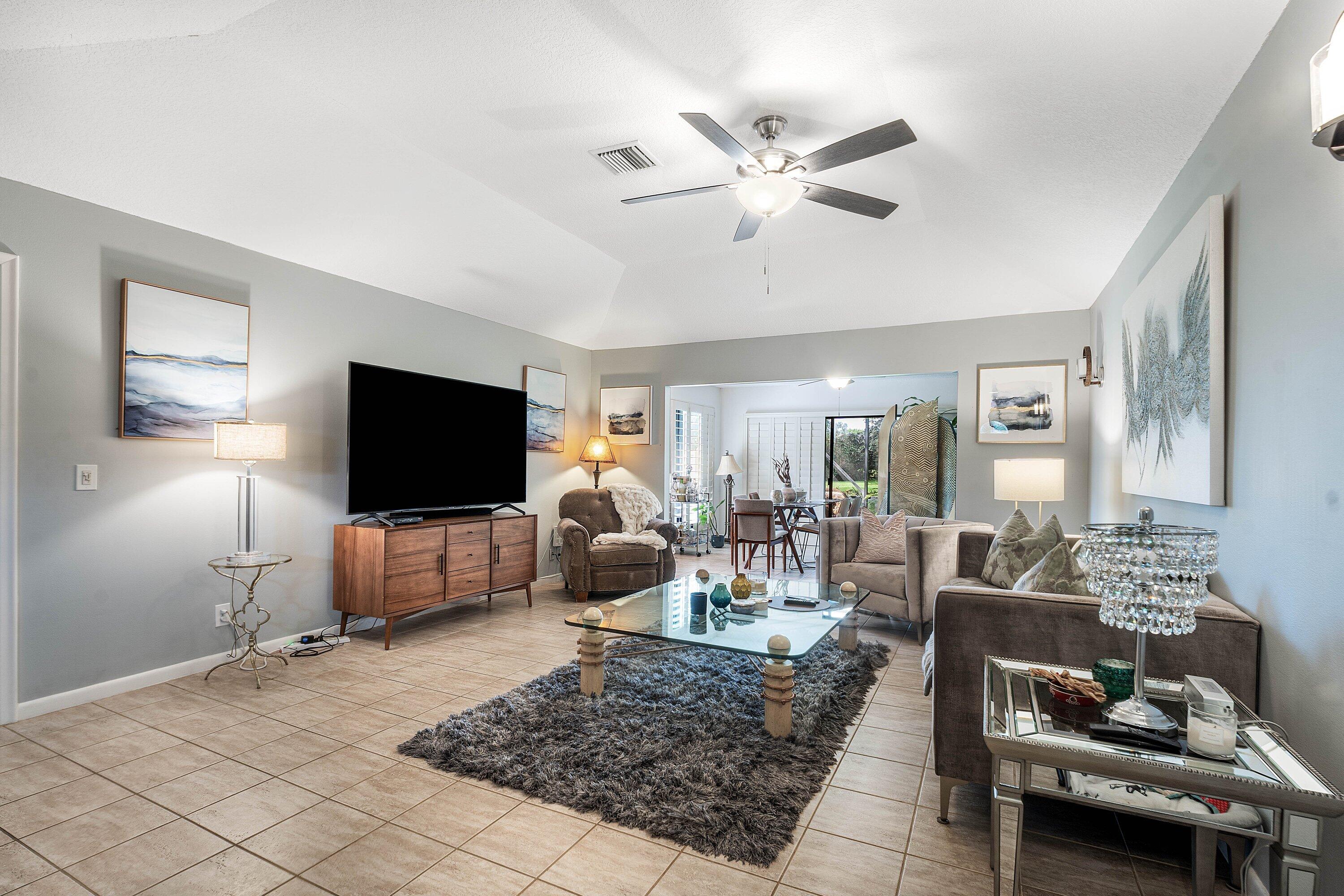 EASTPOINTE - Residential Lease
