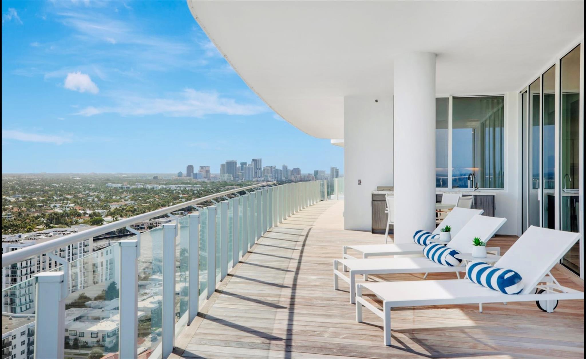 Four Seasons - Residential