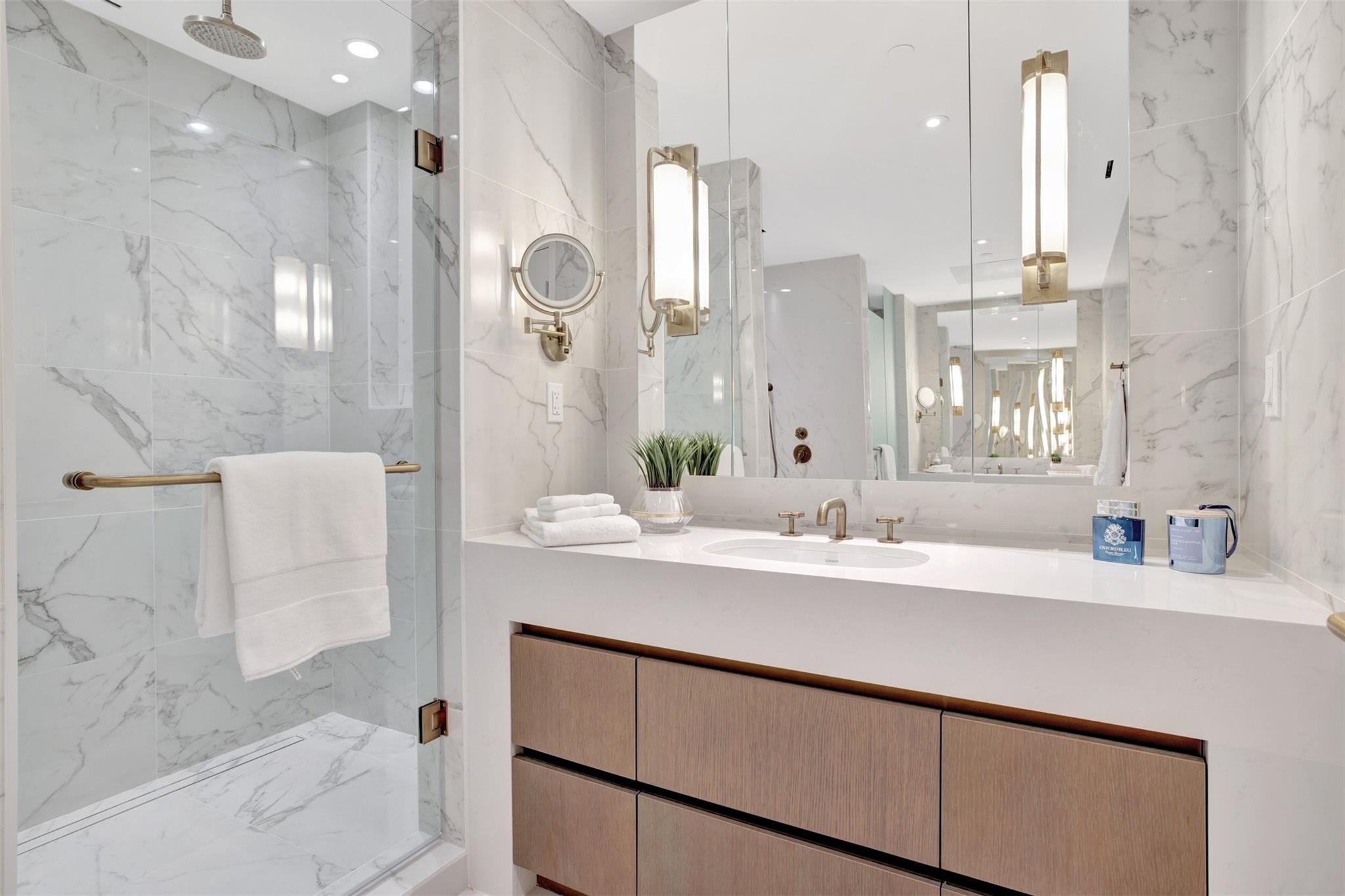 Four Seasons - Residential