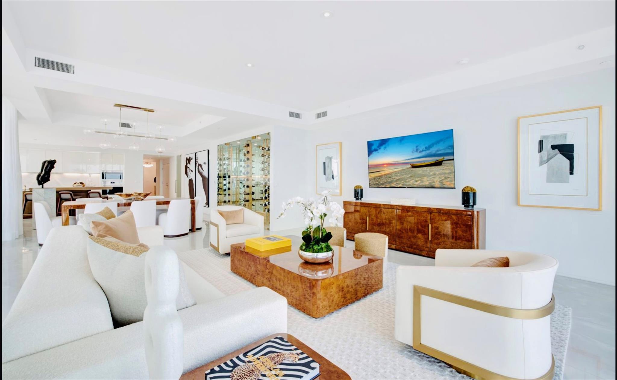Four Seasons - Residential