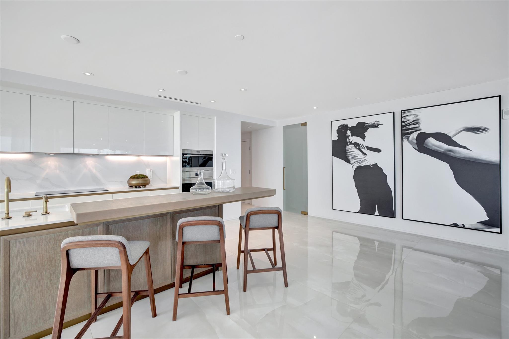 Four Seasons - Residential