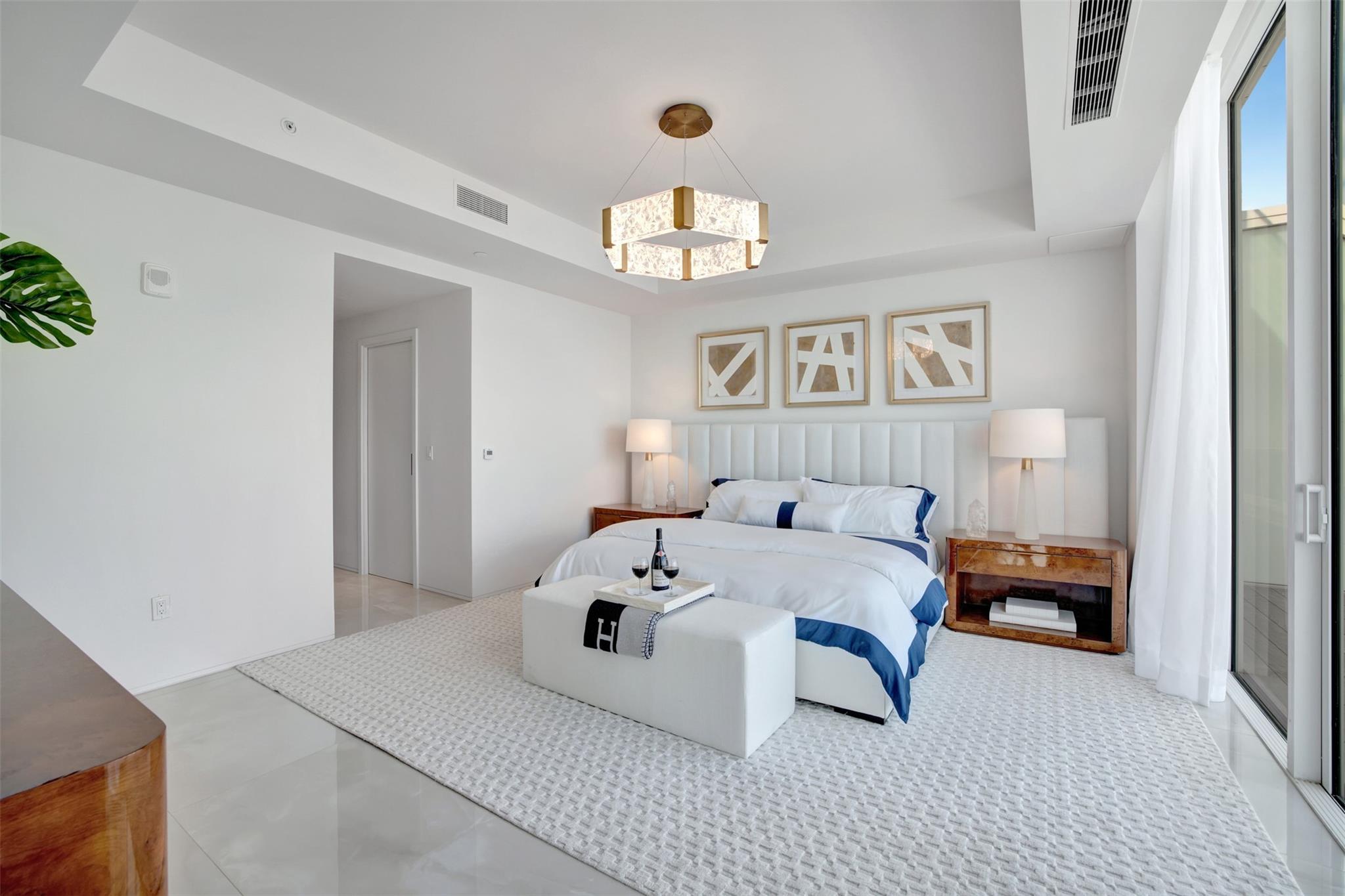 Four Seasons - Residential