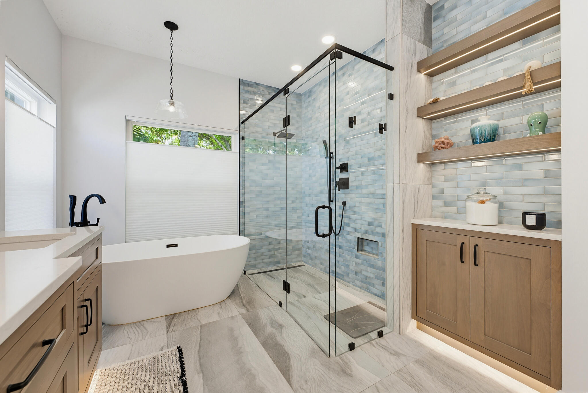 SHORES 5 - Residential