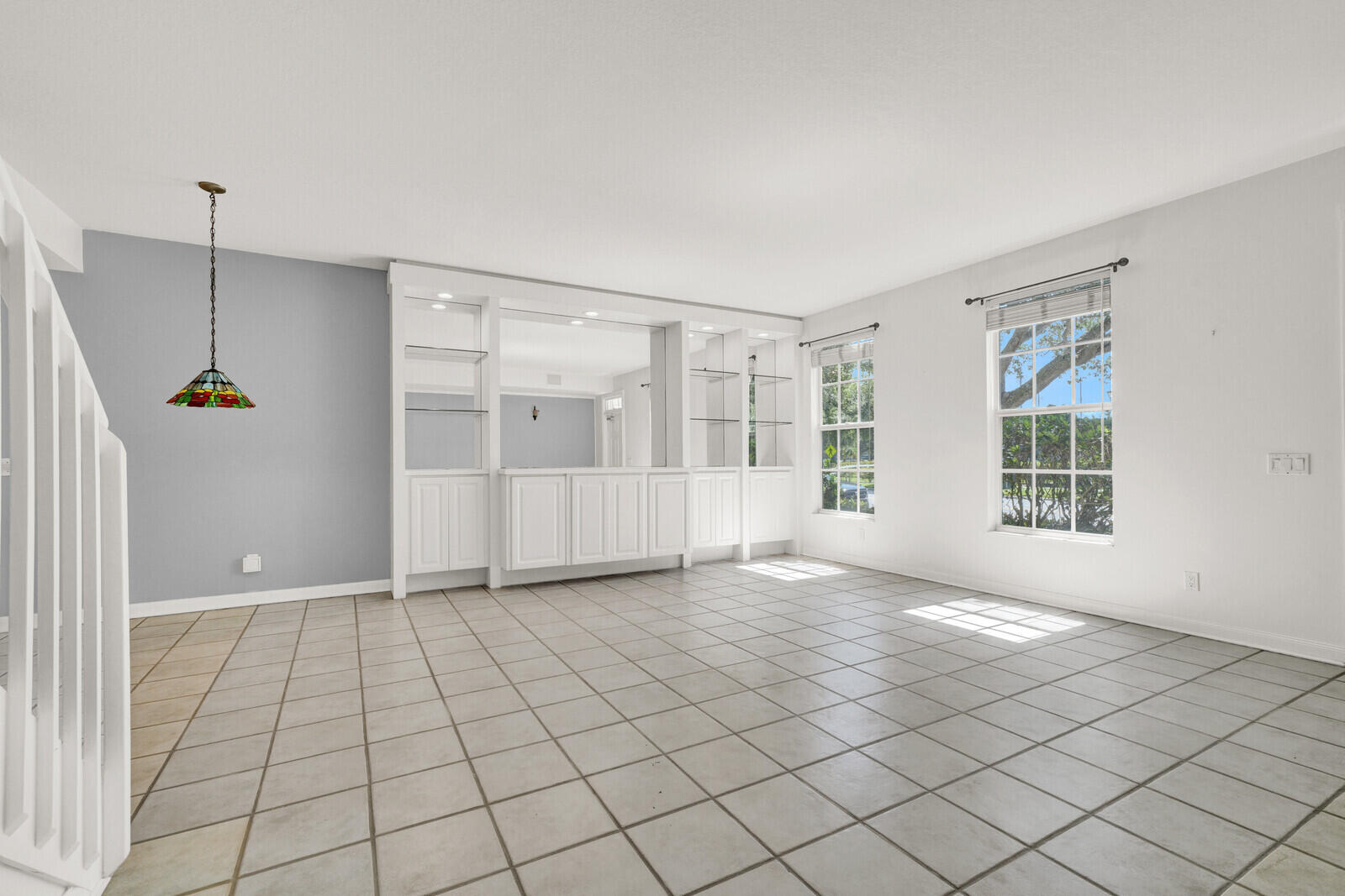 CHARLESTON COURT AT ABACOA - Residential Lease