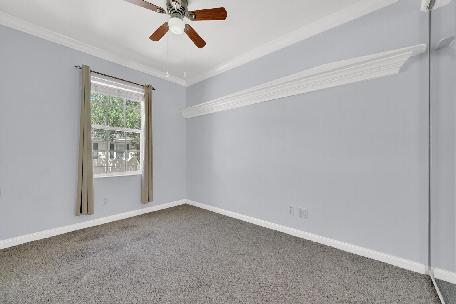 CHARLESTON COURT AT ABACOA - Residential Lease