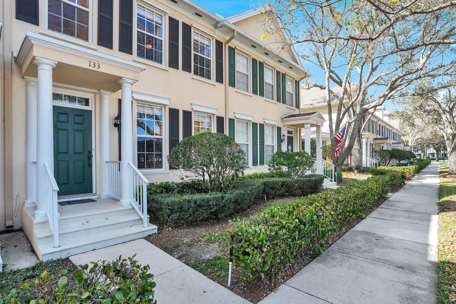 Beautiful 3BR/2.5BA townhome with 1-car garage offering 1,611 living SqFt in the desirable Charleston Court at Abacoa. Light-filled interior features tile flooring, crown molding, recessed lighting, and custom built-ins. Open-concept living and dining areas flow into a well-appointed kitchen with white cabinetry, stainless steel appliances, ample counter space, and breakfast bar. Upstairs, the spacious primary suite includes a private bath, with two additional bedrooms ideal for guests or office space. Community pool and green spaces. Minutes to Abacoa Town Center, Roger Dean Stadium, dining, shopping, and parks.