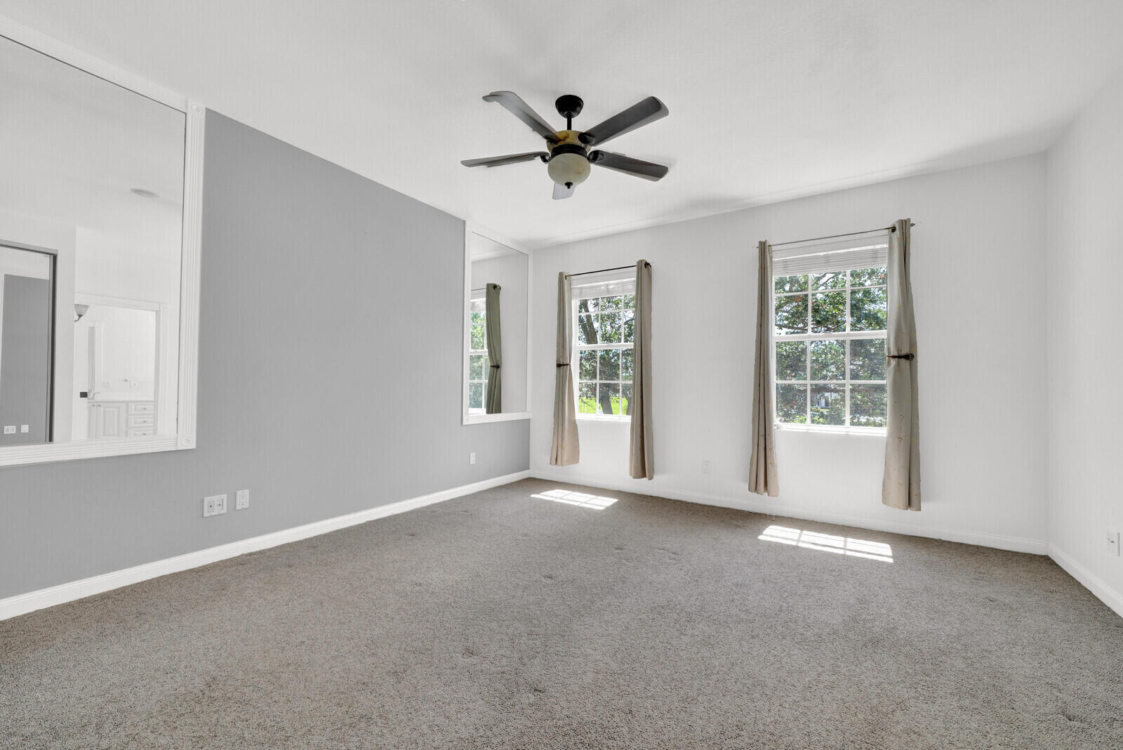 CHARLESTON COURT AT ABACOA - Residential Lease