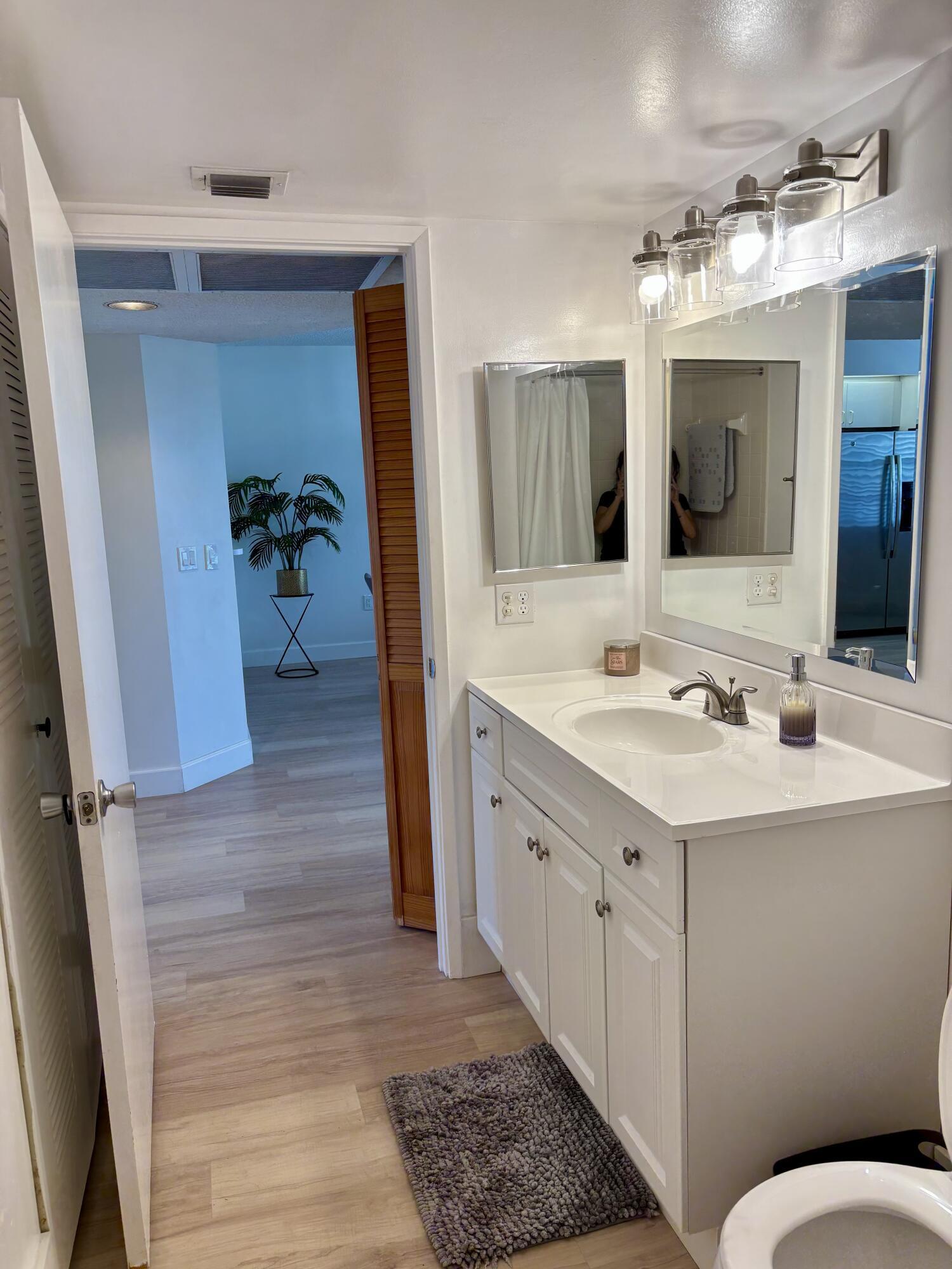 IVANHOE EAST AT CENTURY VILLAGE - Residential