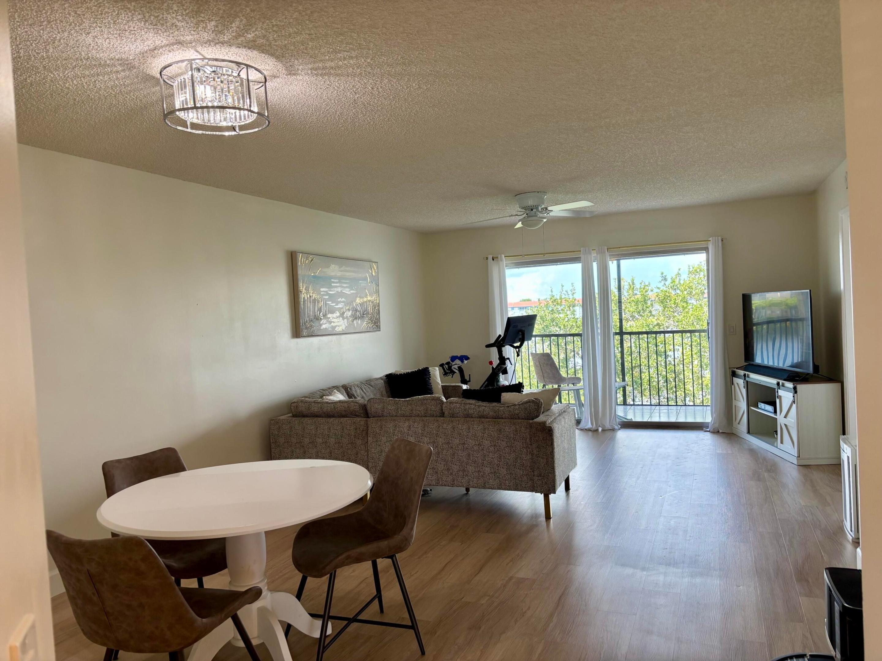 IVANHOE EAST AT CENTURY VILLAGE - Residential