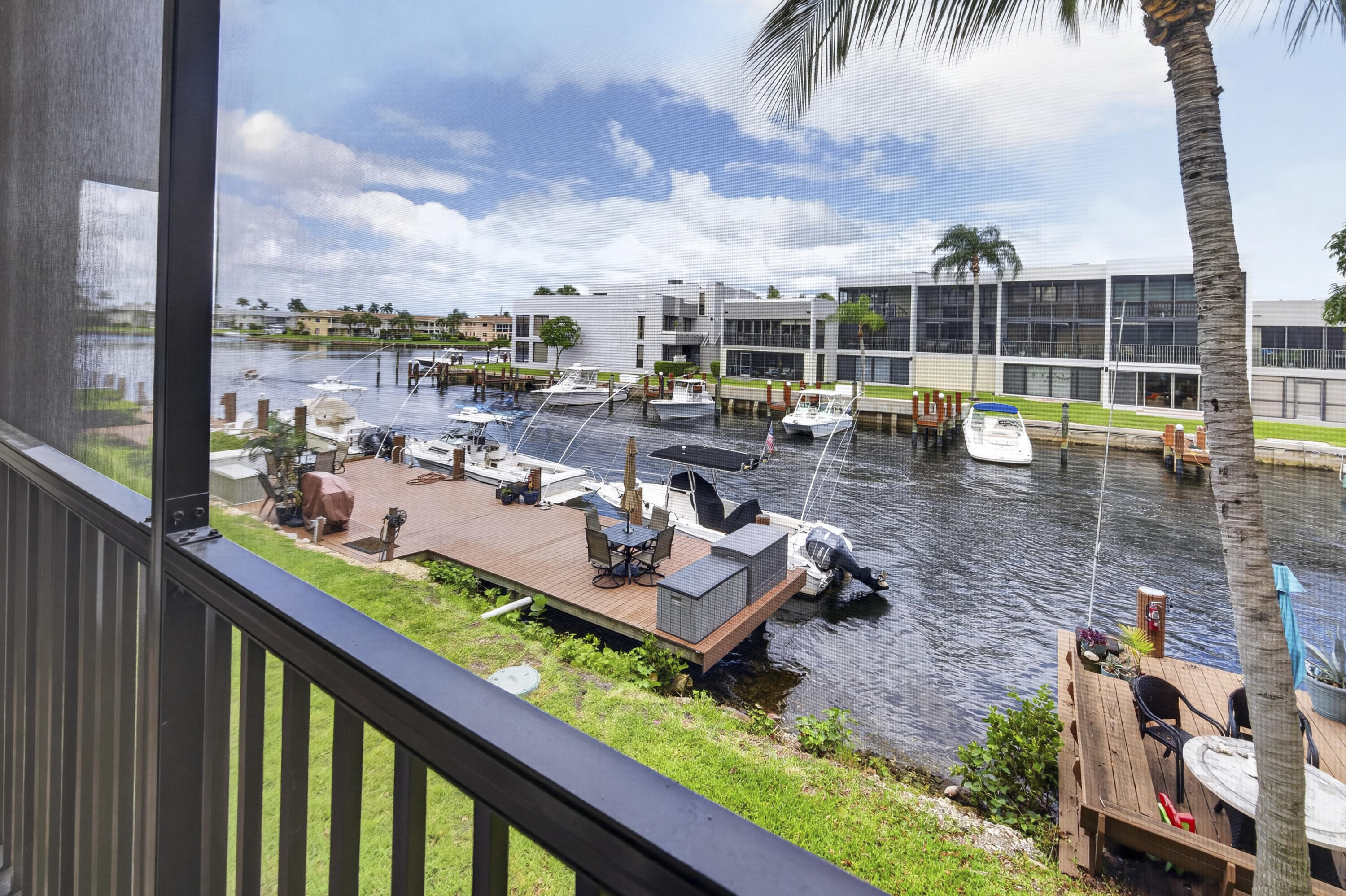 ISLAND CLUB ONE CONDO - Residential