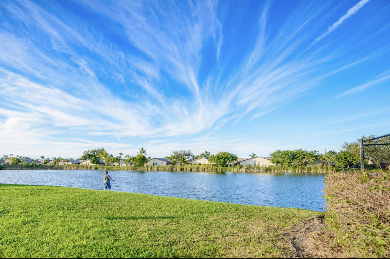 WATERVIEW ESTATES - Residential
