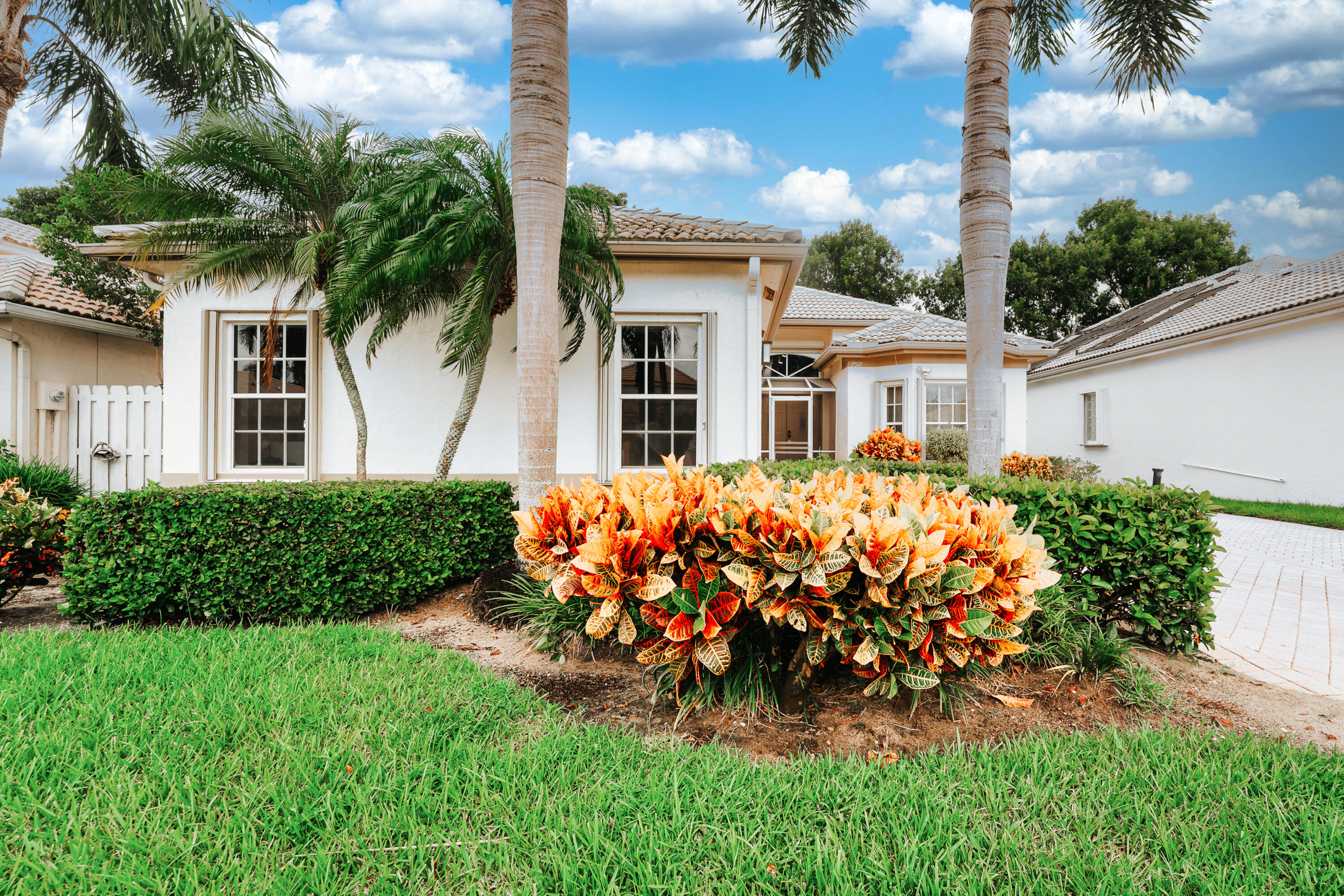 EAGLE POINT - Residential Lease
