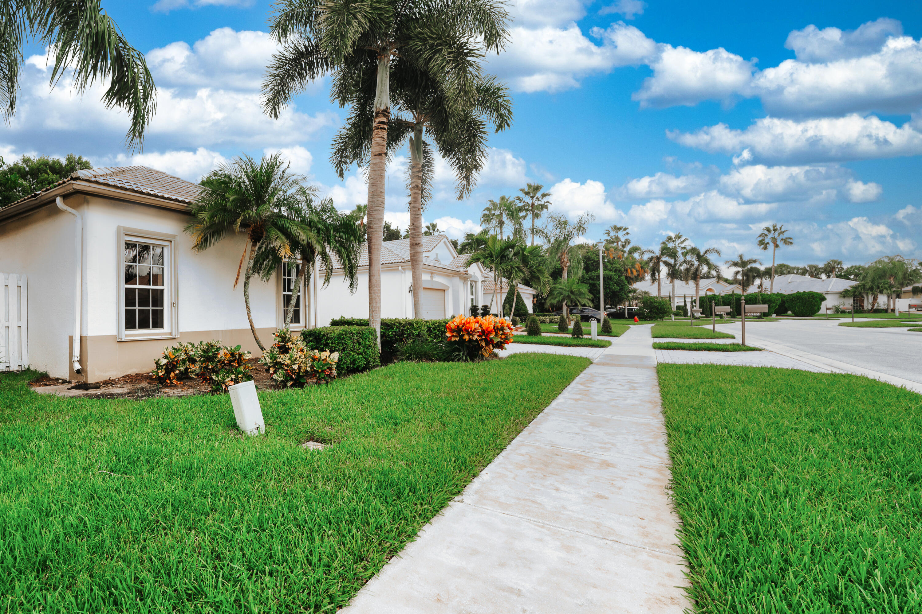 EAGLE POINT - Residential Lease