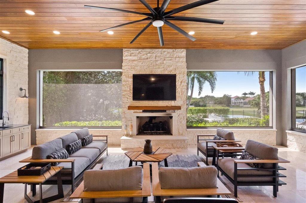 BRIDLE PATH OF P B POLO & COUNTRY CLUB - Residential