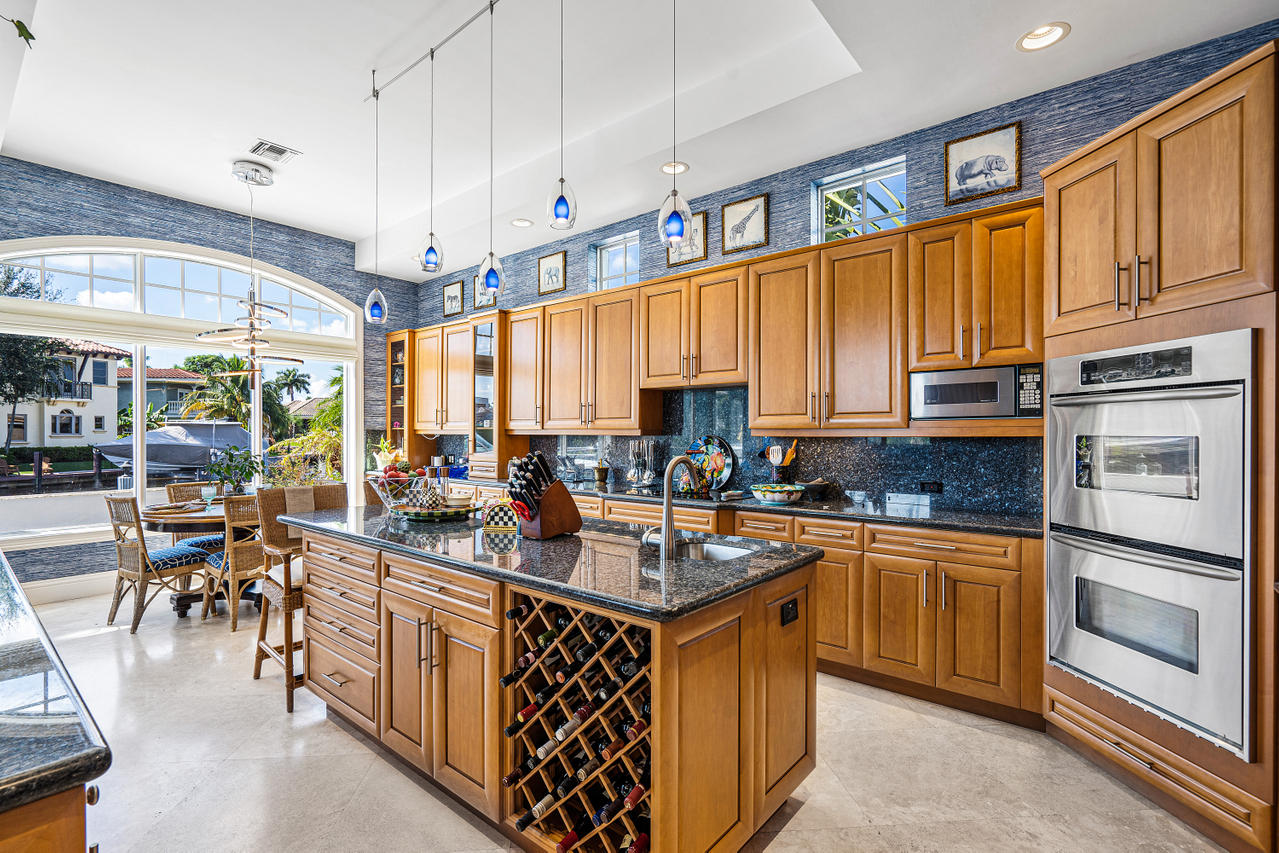 LAKE ROGERS ISLE UNIT D - Residential
