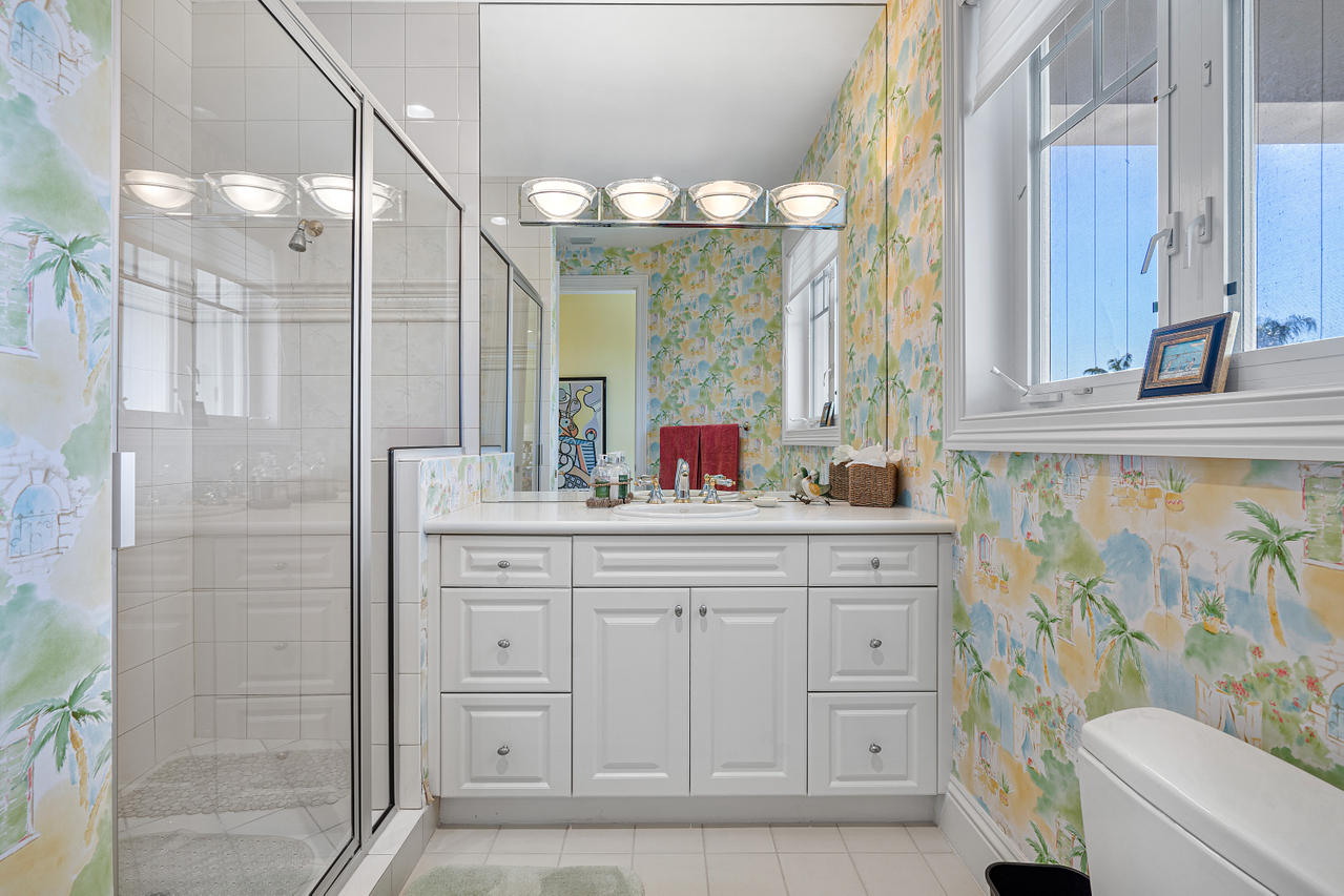 LAKE ROGERS ISLE UNIT D - Residential
