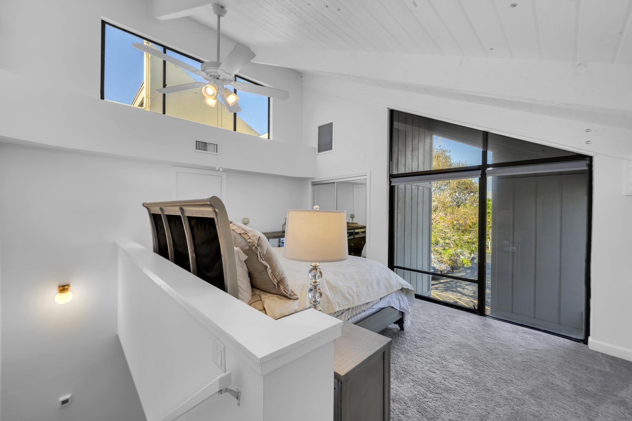 SEA LOFTERS CONDO - Residential