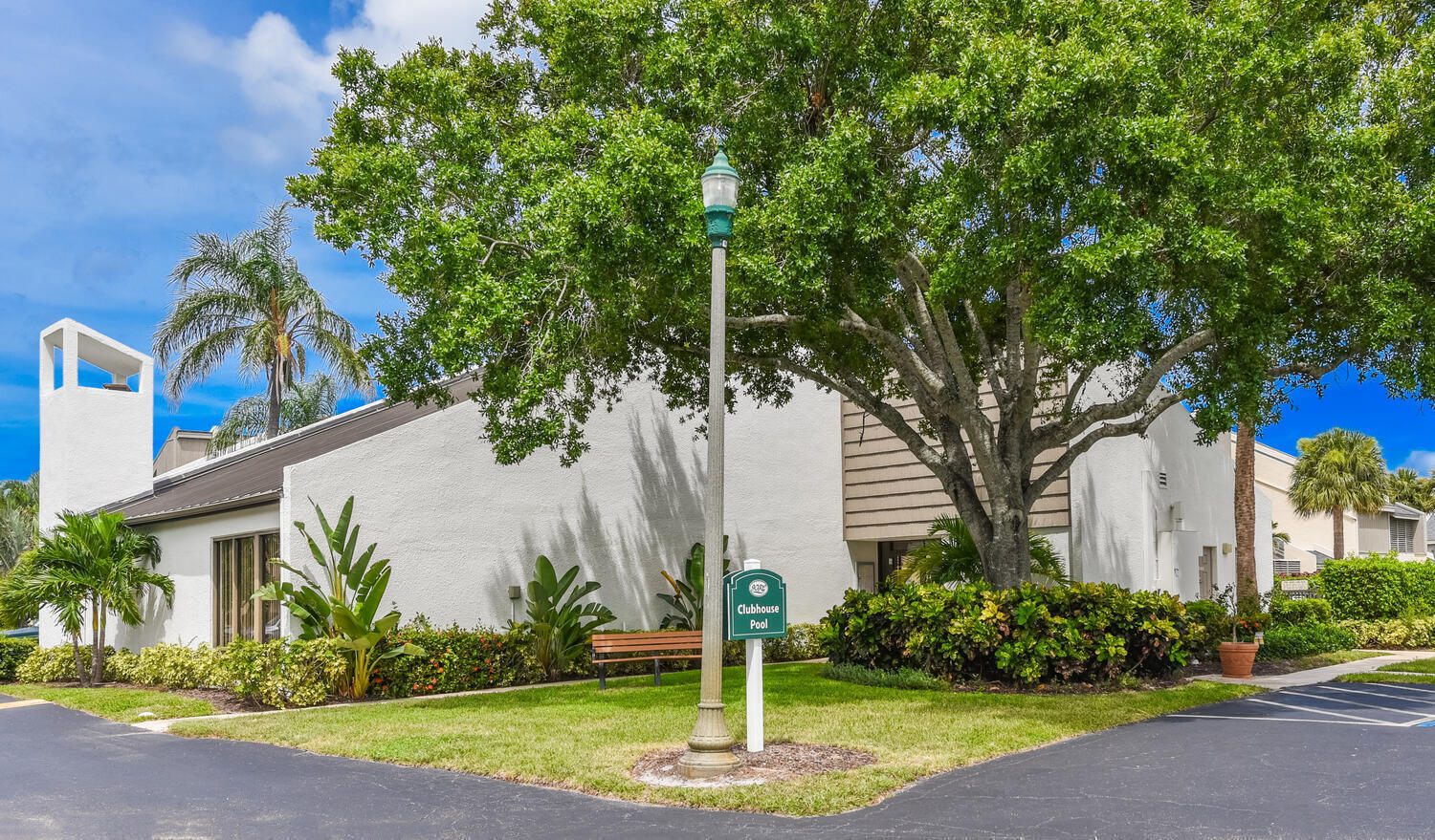 SEA LOFTERS CONDO - Residential