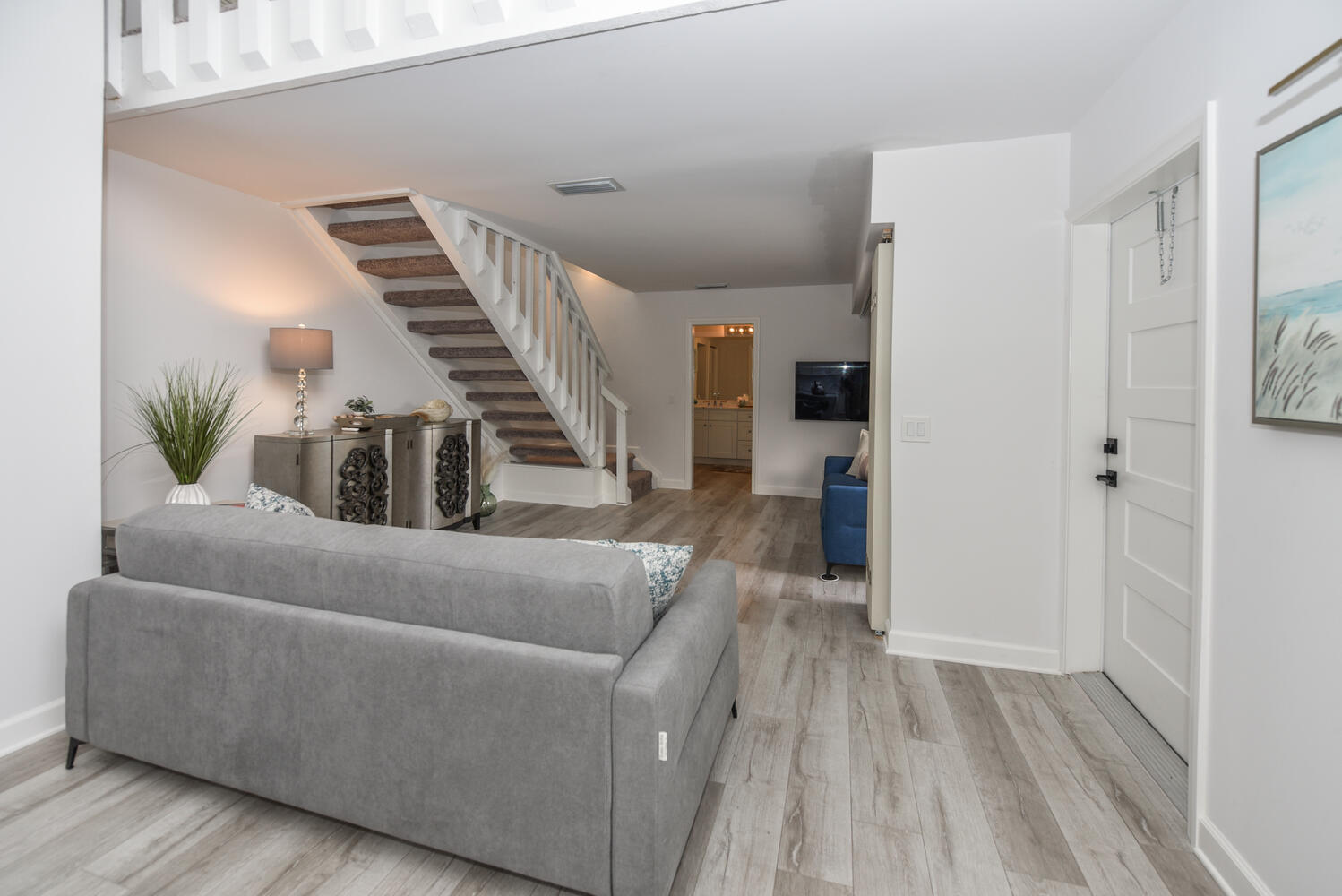 SEA LOFTERS CONDO - Residential