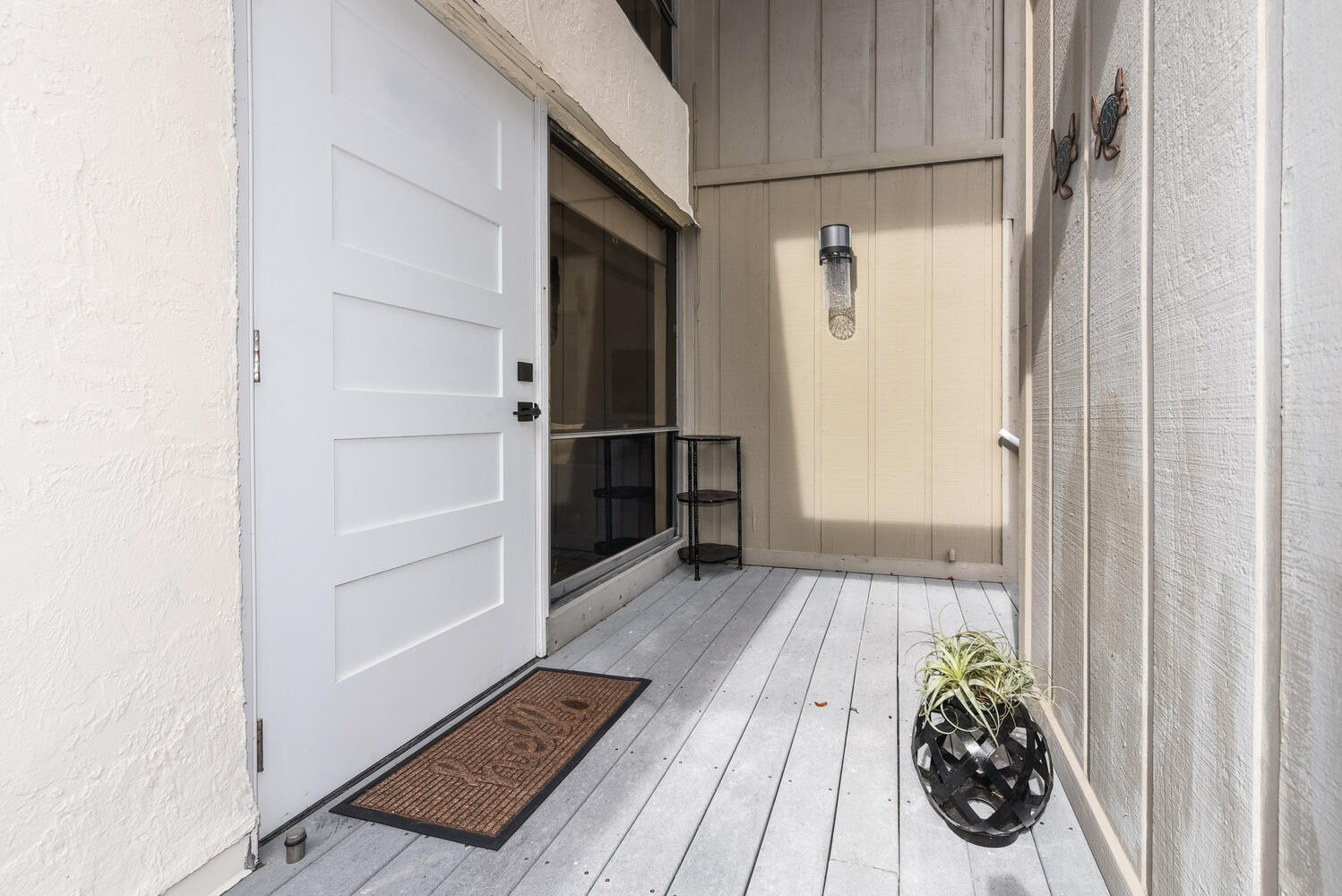 SEA LOFTERS CONDO - Residential