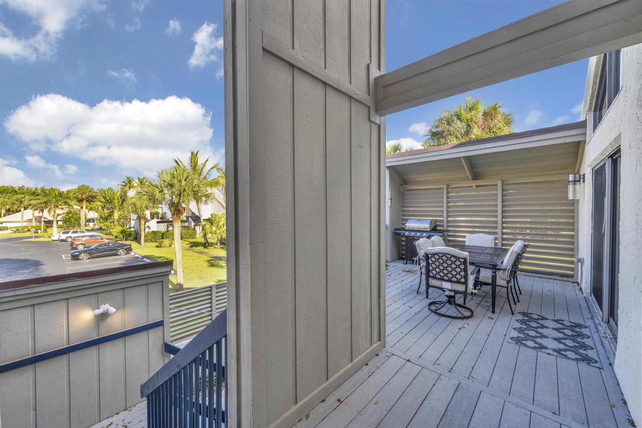 SEA LOFTERS CONDO - Residential