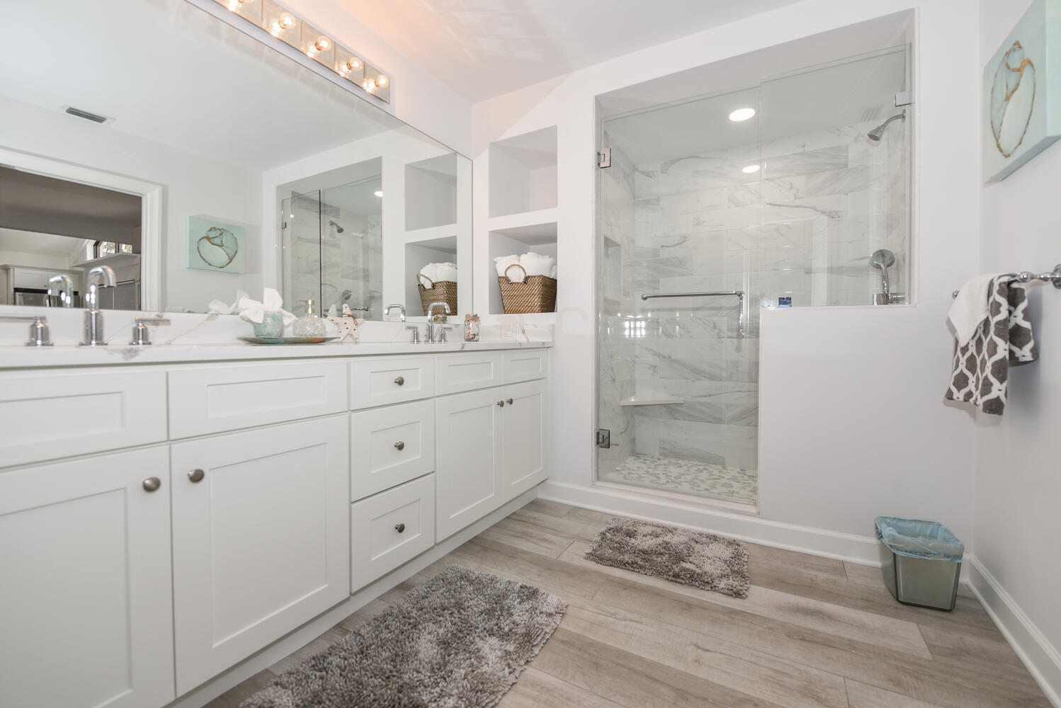 SEA LOFTERS CONDO - Residential