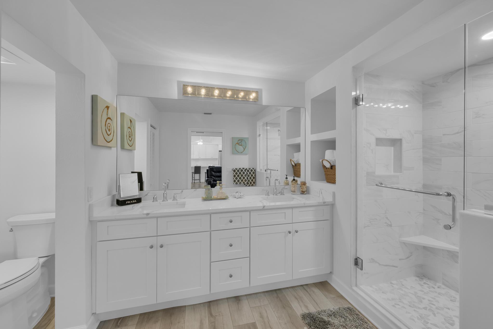 SEA LOFTERS CONDO - Residential