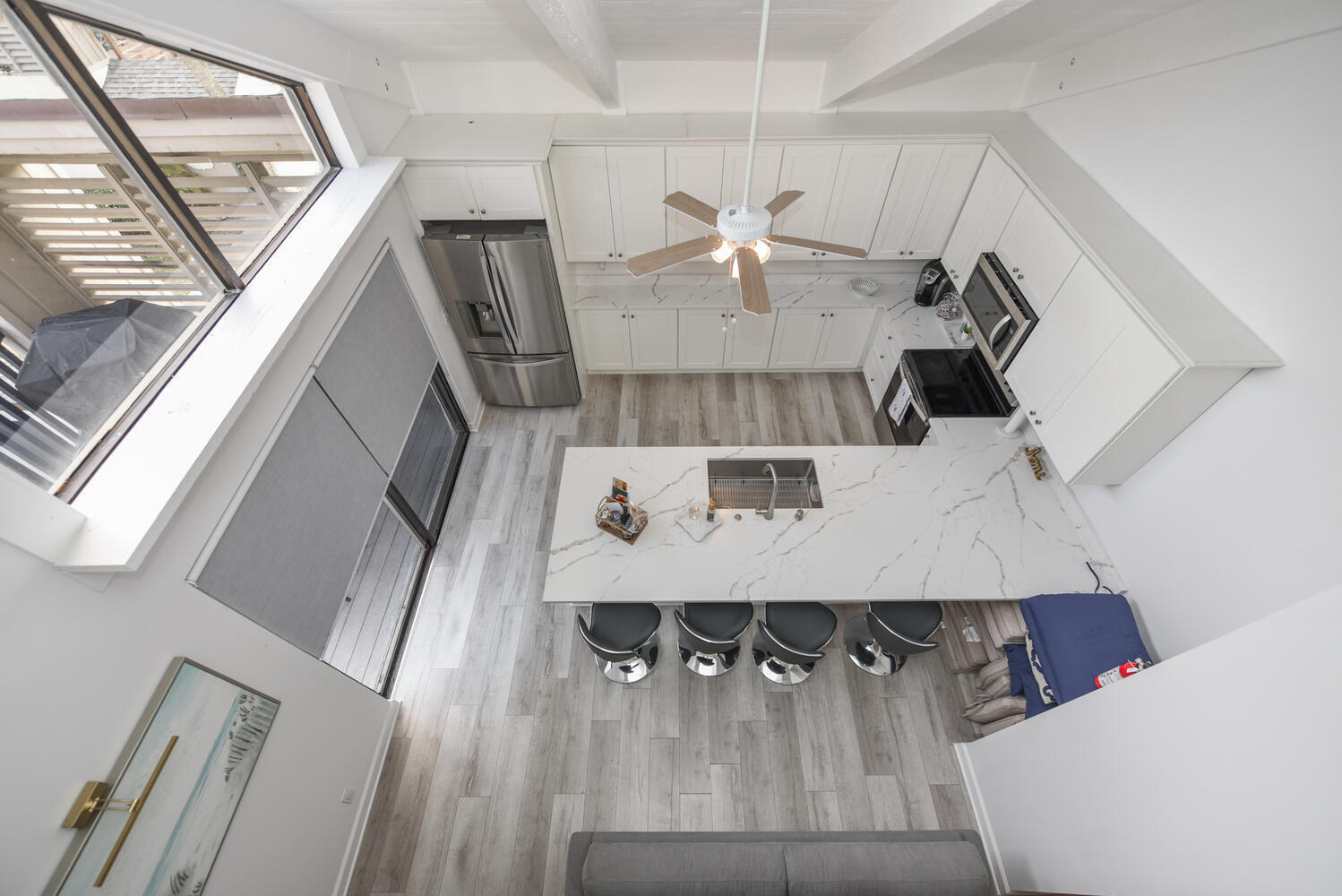 SEA LOFTERS CONDO - Residential