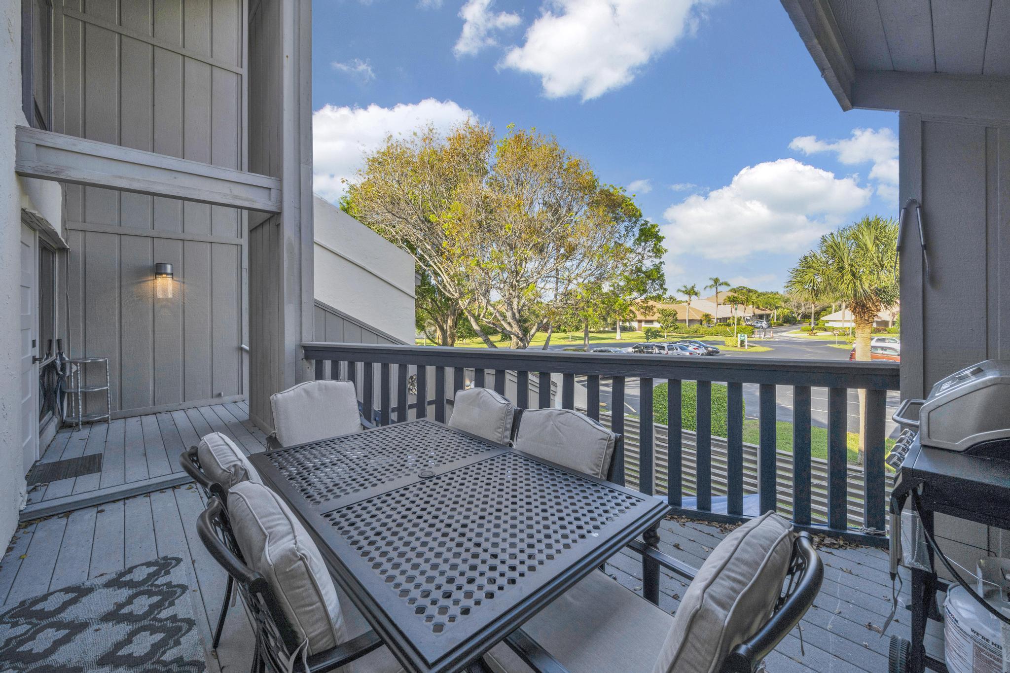 SEA LOFTERS CONDO - Residential