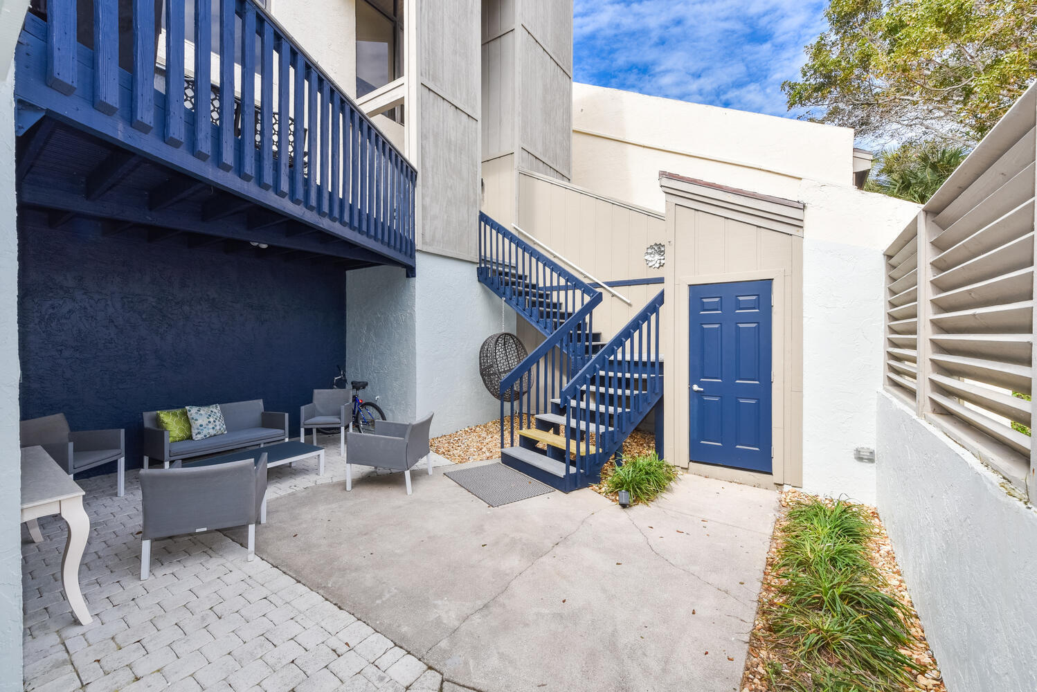 SEA LOFTERS CONDO - Residential