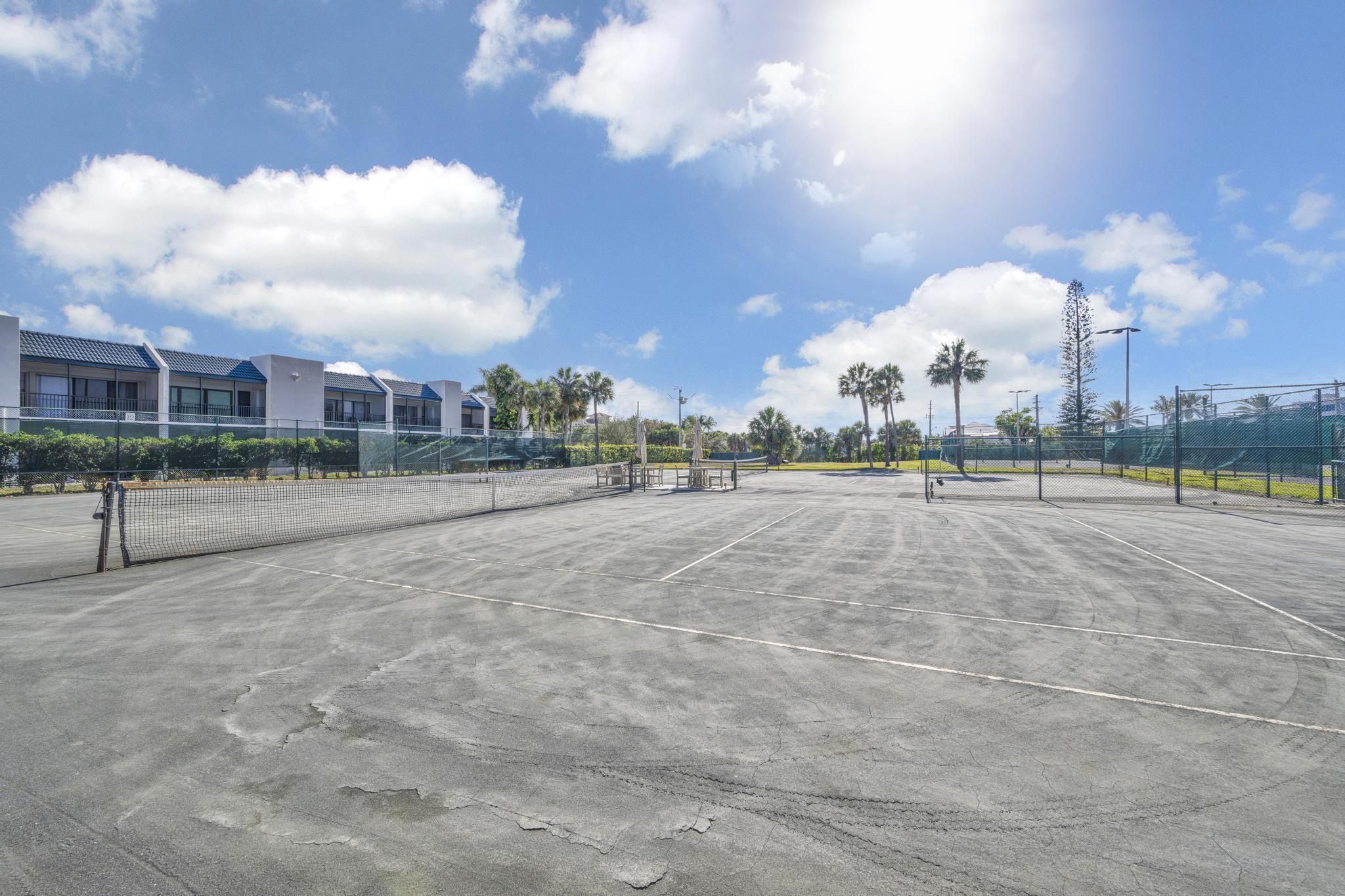 SEA LOFTERS CONDO - Residential