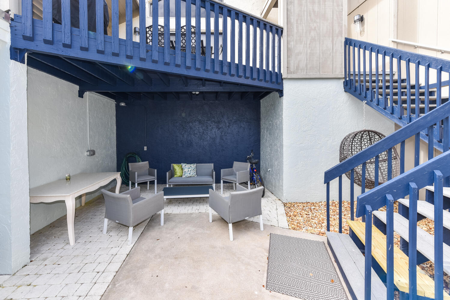 SEA LOFTERS CONDO - Residential