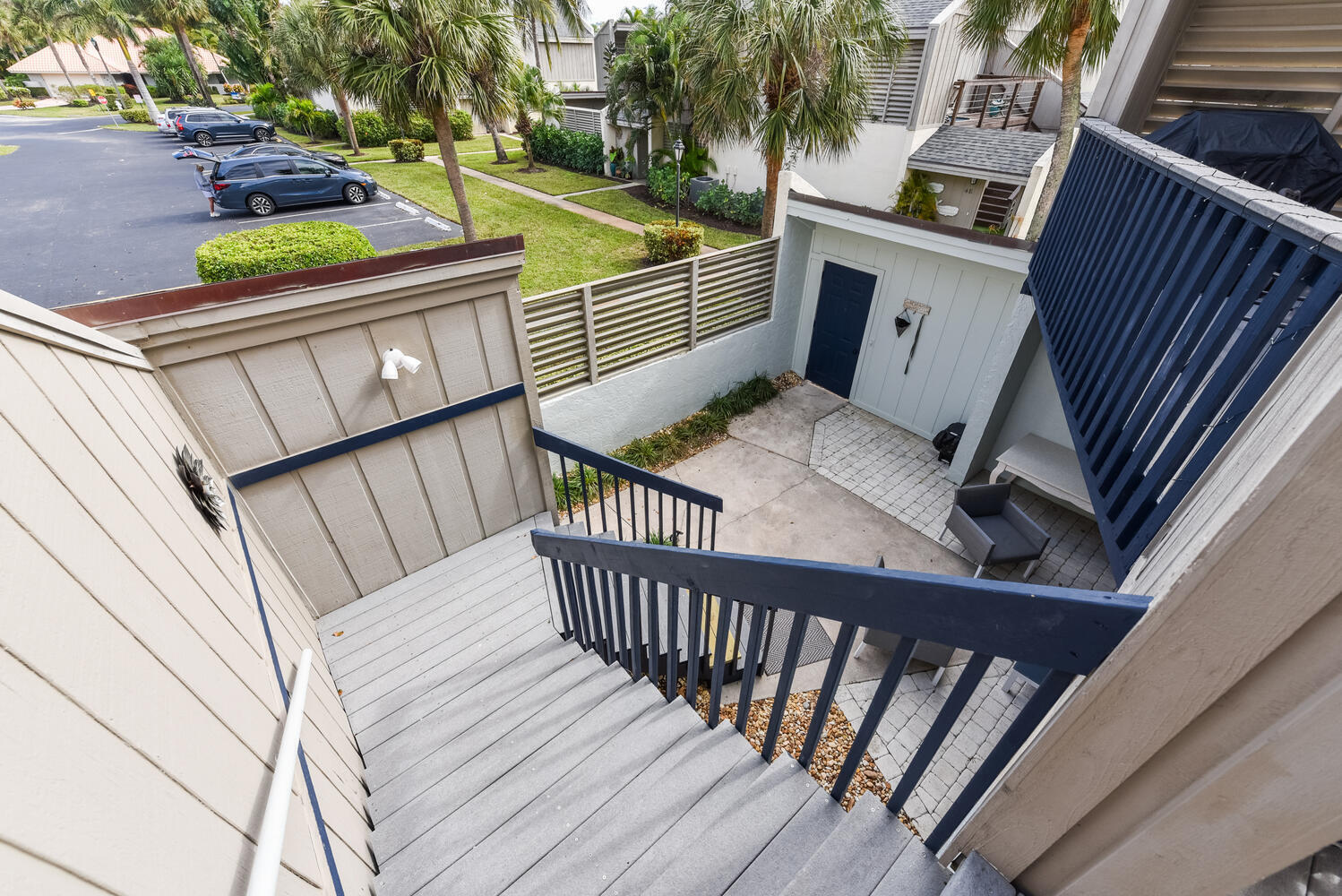 SEA LOFTERS CONDO - Residential