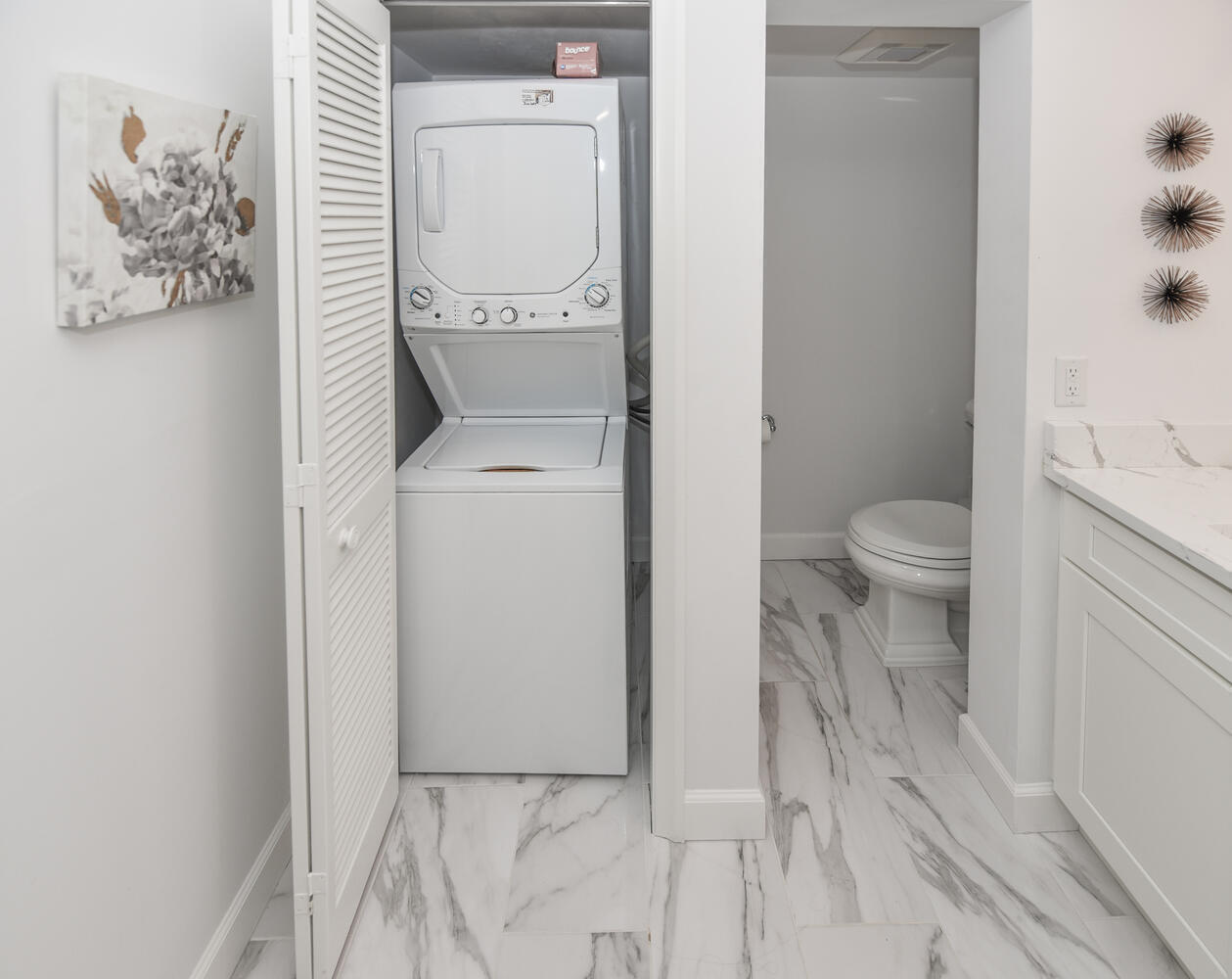 SEA LOFTERS CONDO - Residential