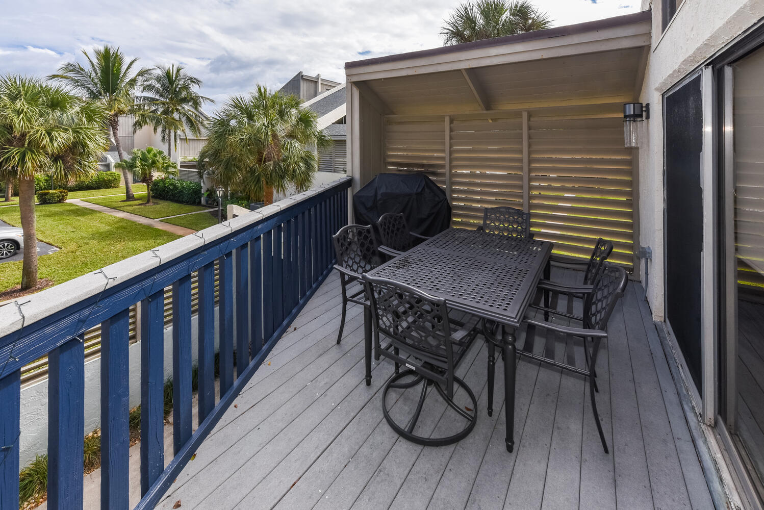 SEA LOFTERS CONDO - Residential