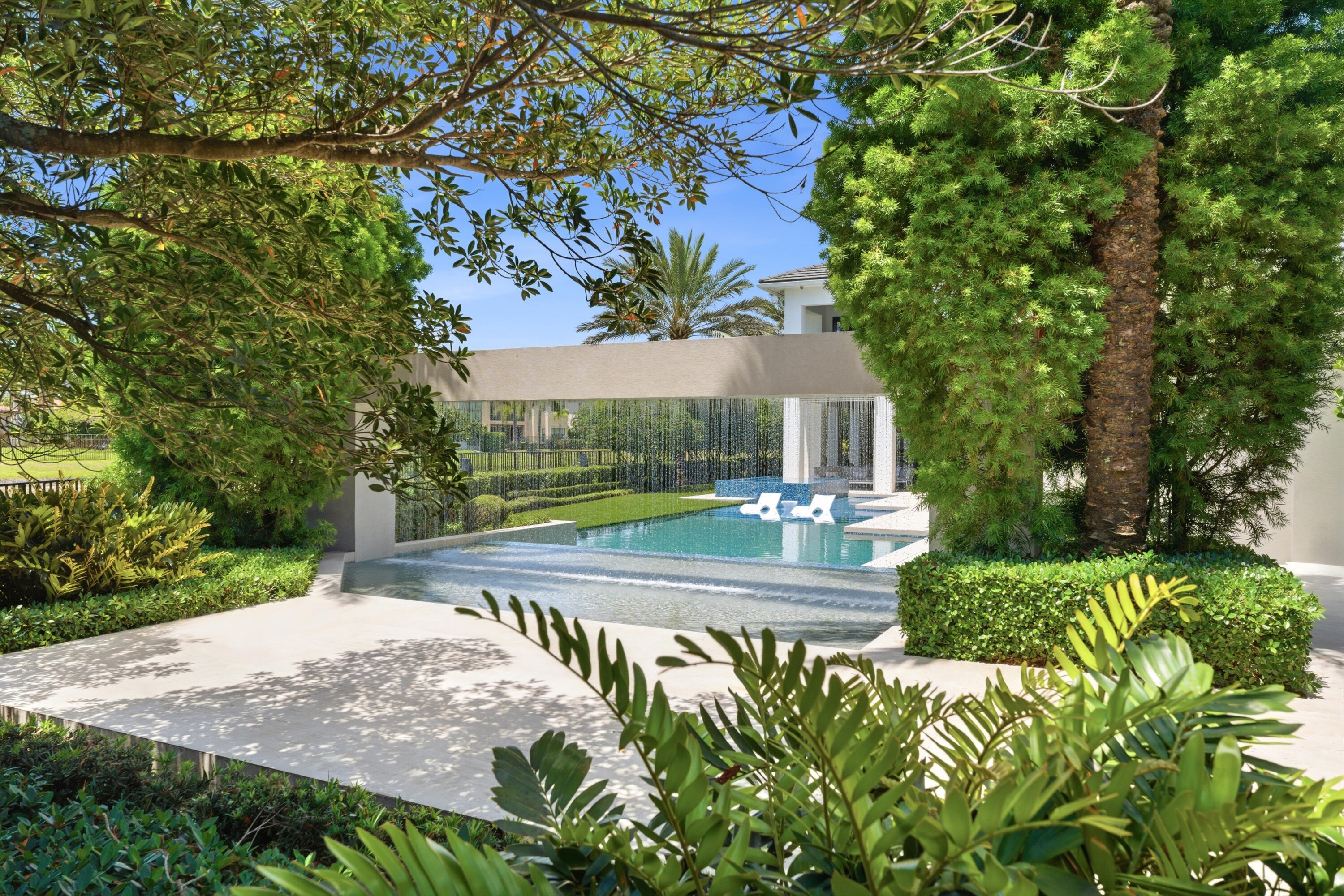 OAKS AT BOCA RATON - Residential