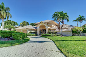 ROYAL PALM YACHT & COUNTRY CLUB - Residential